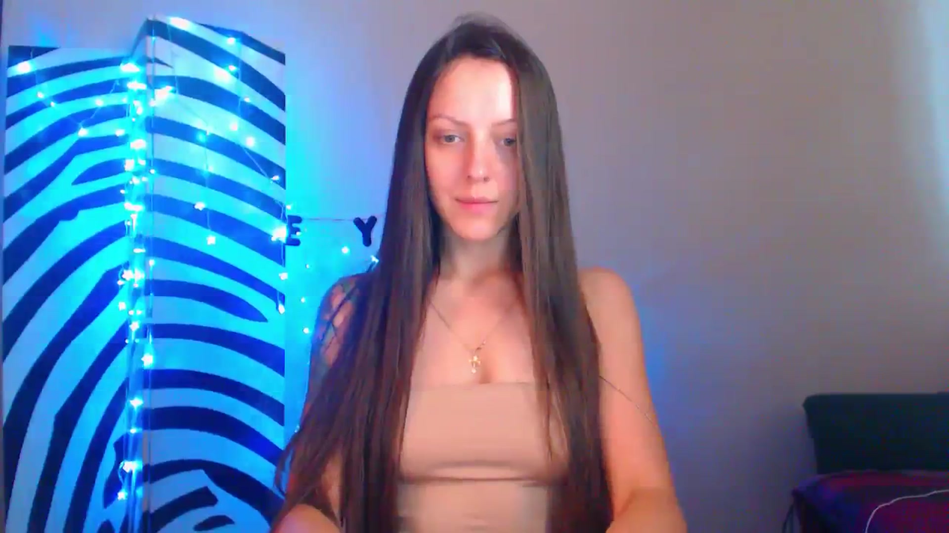 Gallery image thumbnail from Cos_Sexy's myfreecams stream on, 08/08/2023, 11:46 image 13 of 20