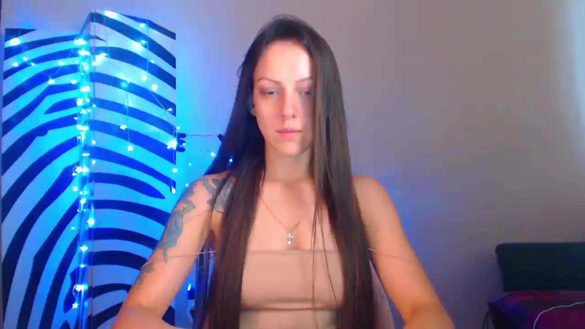 Gallery image thumbnail from Cos_Sexy's myfreecams stream on, 08/08/2023, 11:46 image 10 of 20