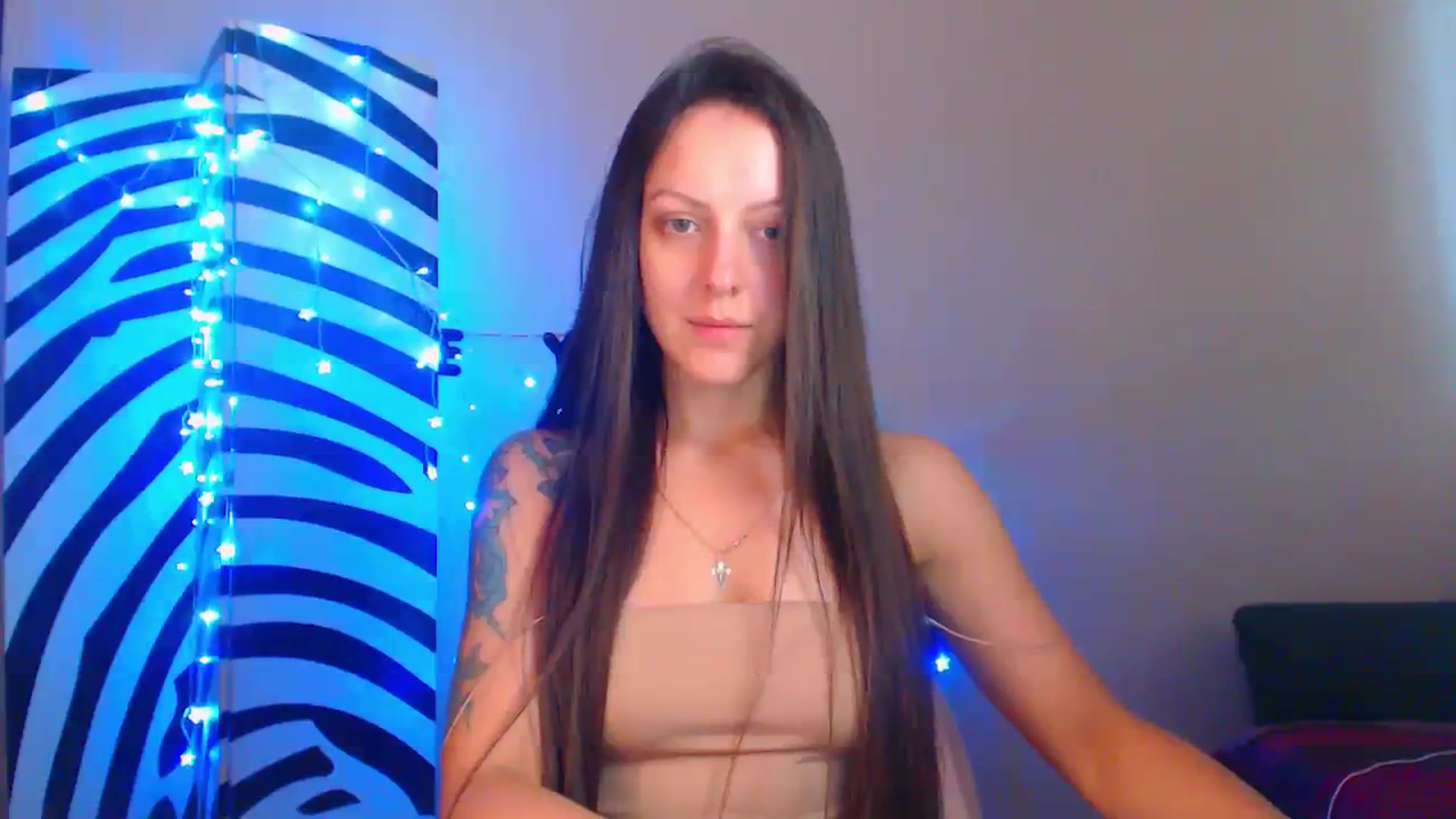 Gallery image thumbnail from Cos_Sexy's myfreecams stream on, 08/08/2023, 11:46 image 11 of 20
