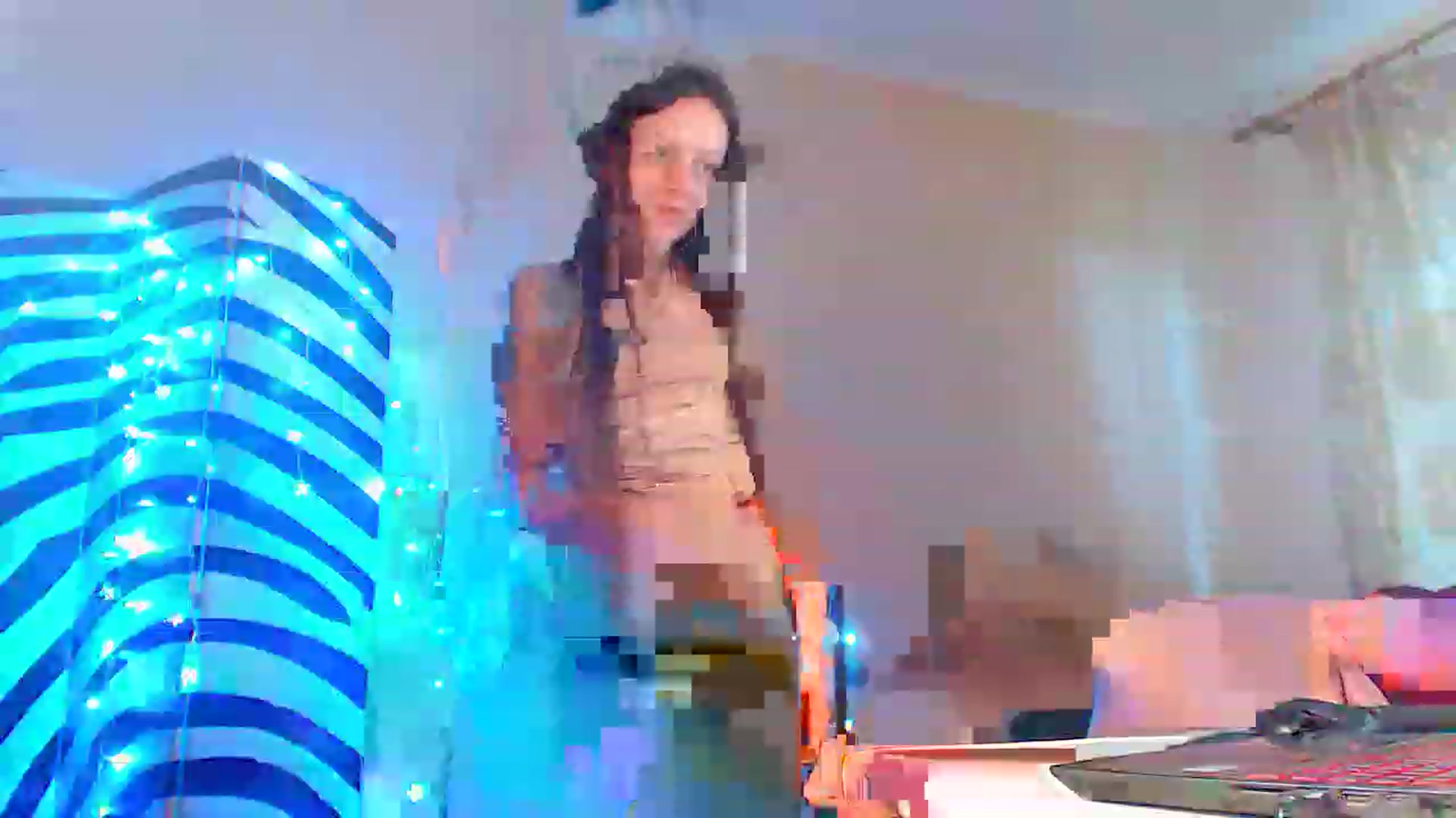 Gallery image thumbnail from Cos_Sexy's myfreecams stream on, 08/09/2023, 08:51 image 2 of 20