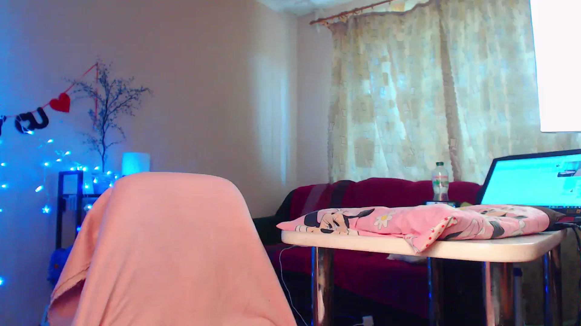 Gallery image thumbnail from Cos_Sexy's myfreecams stream on, 08/14/2023, 11:25 image 9 of 20