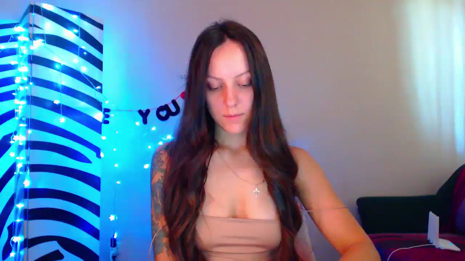 Gallery image thumbnail from Cos_Sexy's myfreecams stream on, 08/16/2023, 10:20 image 18 of 20