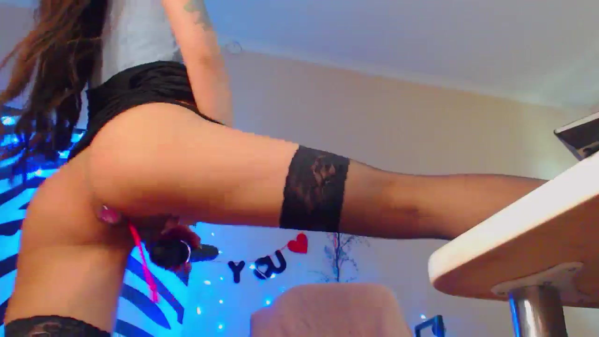 Gallery image thumbnail from Cos_Sexy's myfreecams stream on, 08/18/2023, 10:14 image 15 of 20