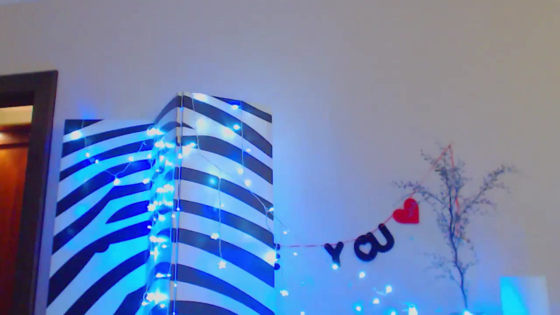 Gallery image thumbnail from Cos_Sexy's myfreecams stream on, 08/23/2023, 12:02 image 20 of 20