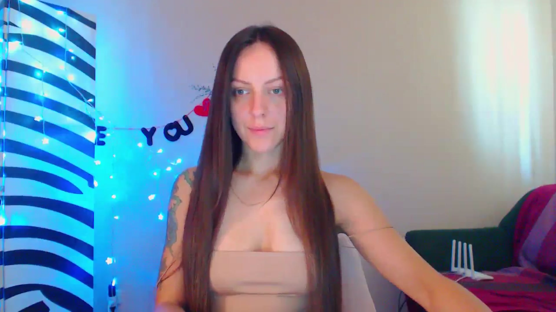 Gallery image thumbnail from Cos_Sexy's myfreecams stream on, 08/25/2023, 11:12 image 14 of 20