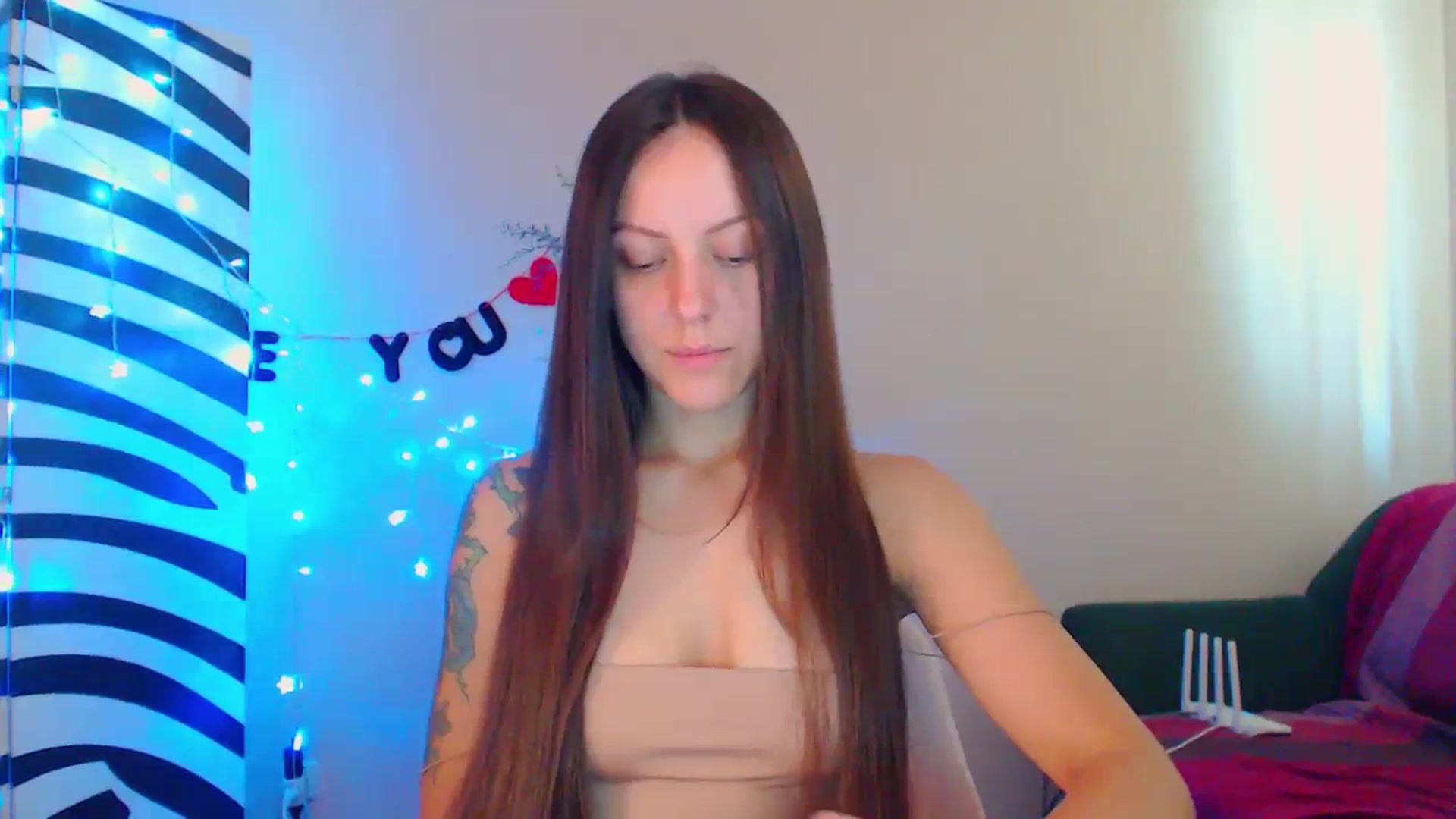Gallery image thumbnail from Cos_Sexy's myfreecams stream on, 08/25/2023, 11:12 image 17 of 20