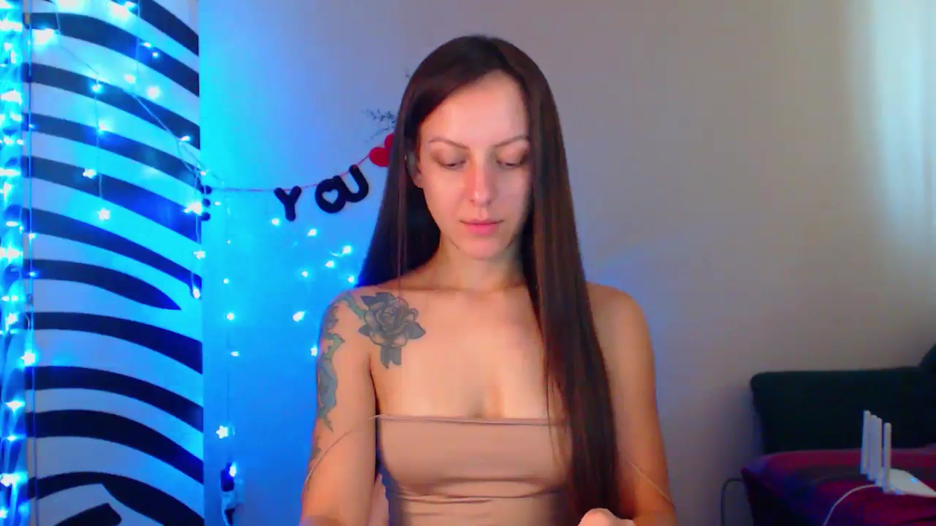 Gallery image thumbnail from Cos_Sexy's myfreecams stream on, 08/31/2023, 10:50 image 3 of 20