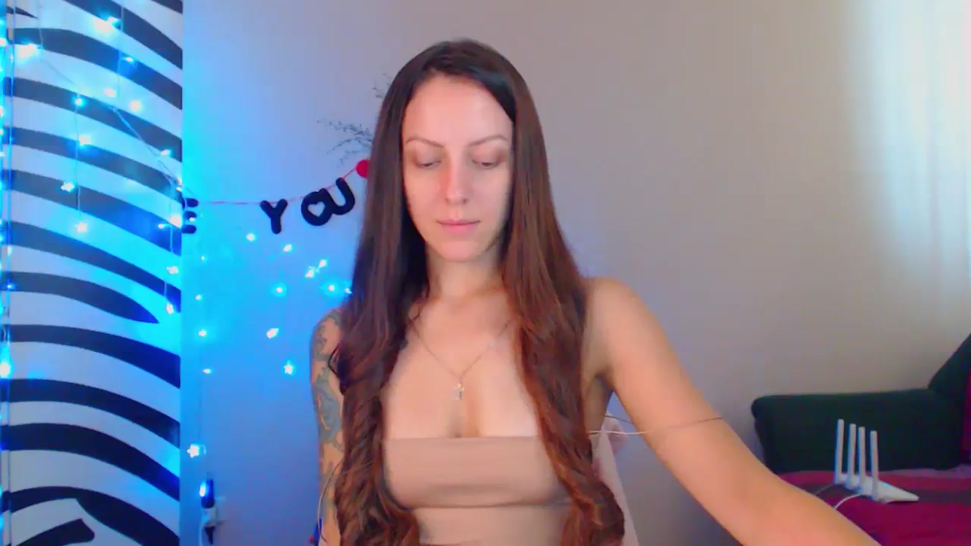 Gallery image thumbnail from Cos_Sexy's myfreecams stream on, 09/04/2023, 11:25 image 10 of 20