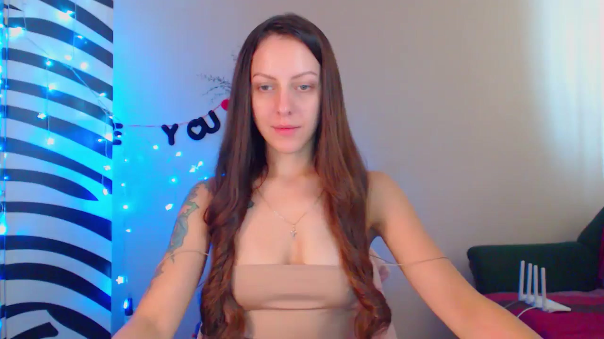 Gallery image thumbnail from Cos_Sexy's myfreecams stream on, 09/04/2023, 11:25 image 12 of 20