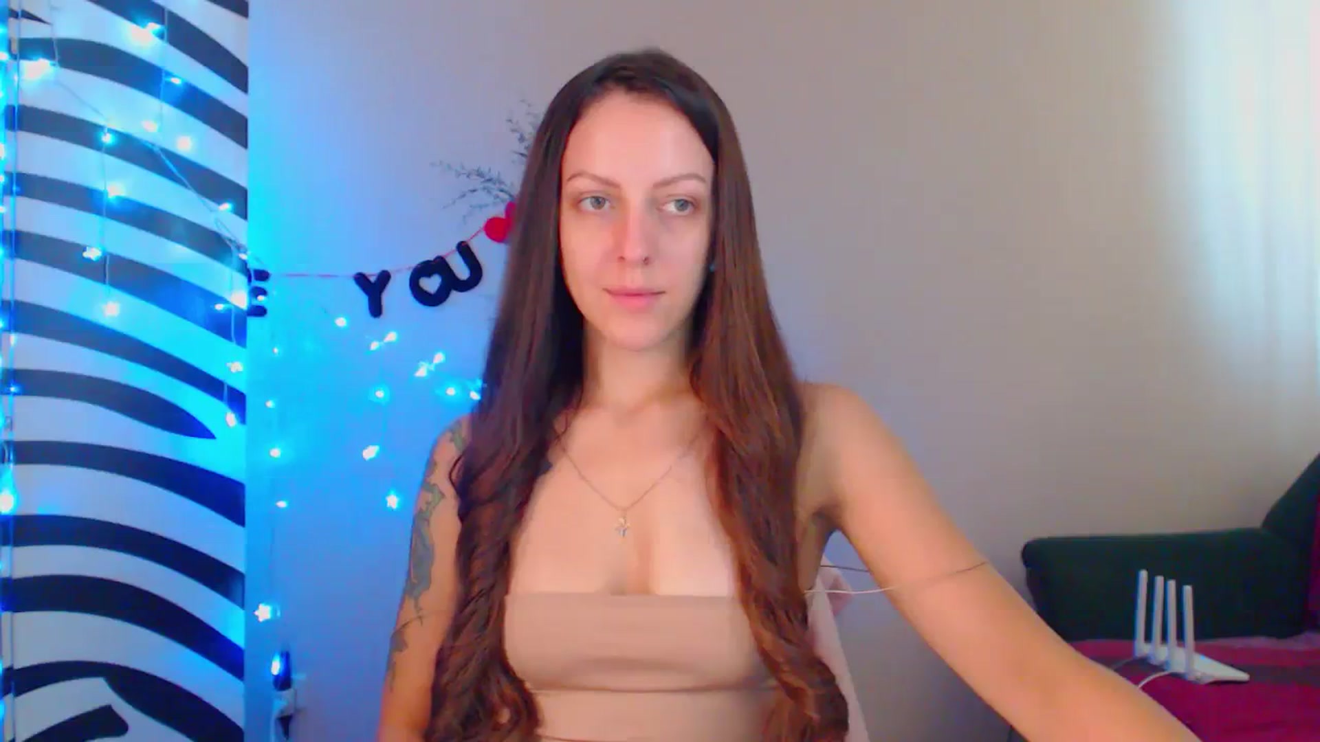 Gallery image thumbnail from Cos_Sexy's myfreecams stream on, 09/04/2023, 11:25 image 11 of 20