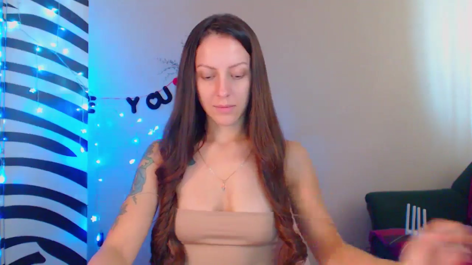 Gallery image thumbnail from Cos_Sexy's myfreecams stream on, 09/04/2023, 11:25 image 15 of 20