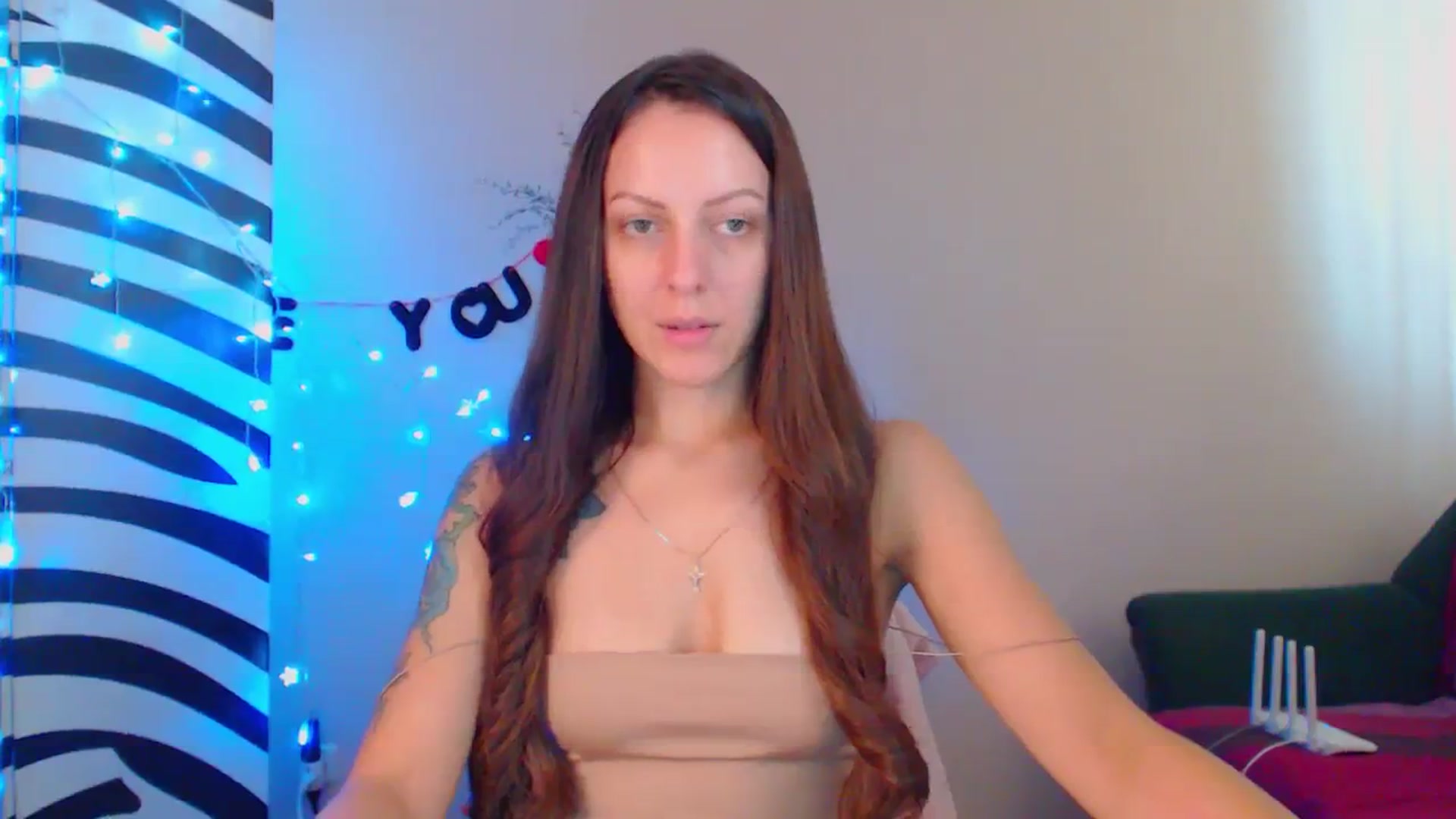 Gallery image thumbnail from Cos_Sexy's myfreecams stream on, 09/04/2023, 11:25 image 14 of 20