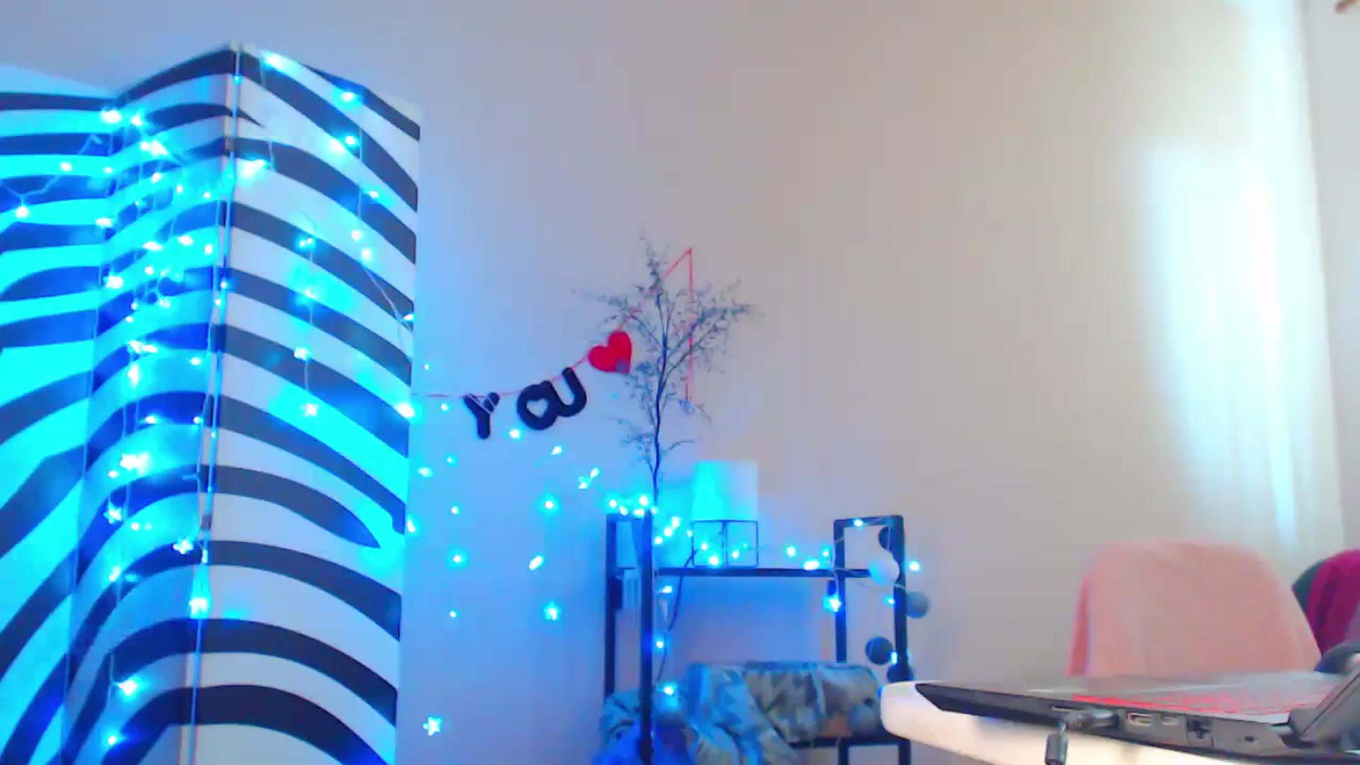 Gallery image thumbnail from Cos_Sexy's myfreecams stream on, 09/11/2023, 12:12 image 20 of 20