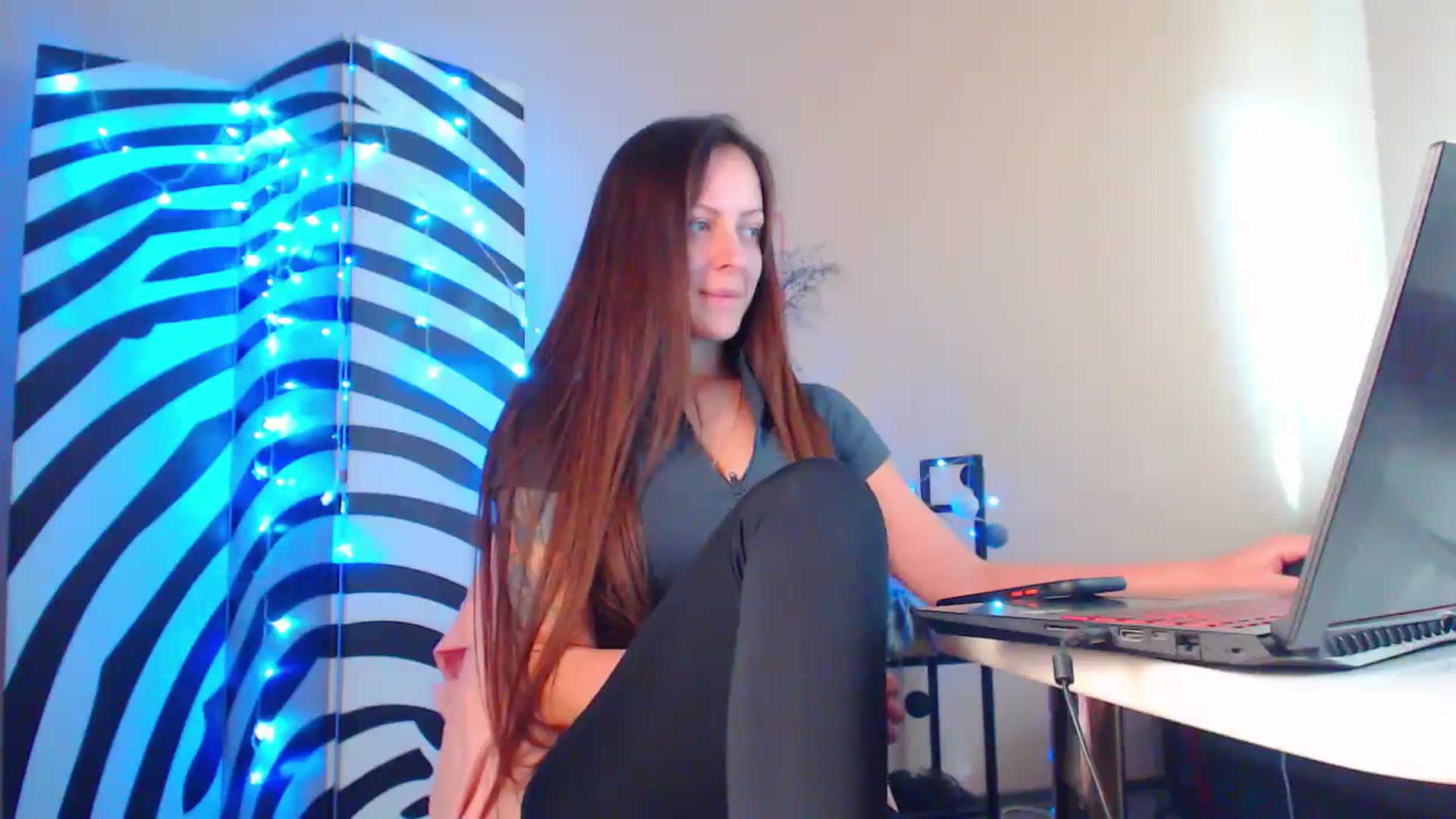 Gallery image thumbnail from Cos_Sexy's myfreecams stream on, 09/12/2023, 13:24 image 6 of 20