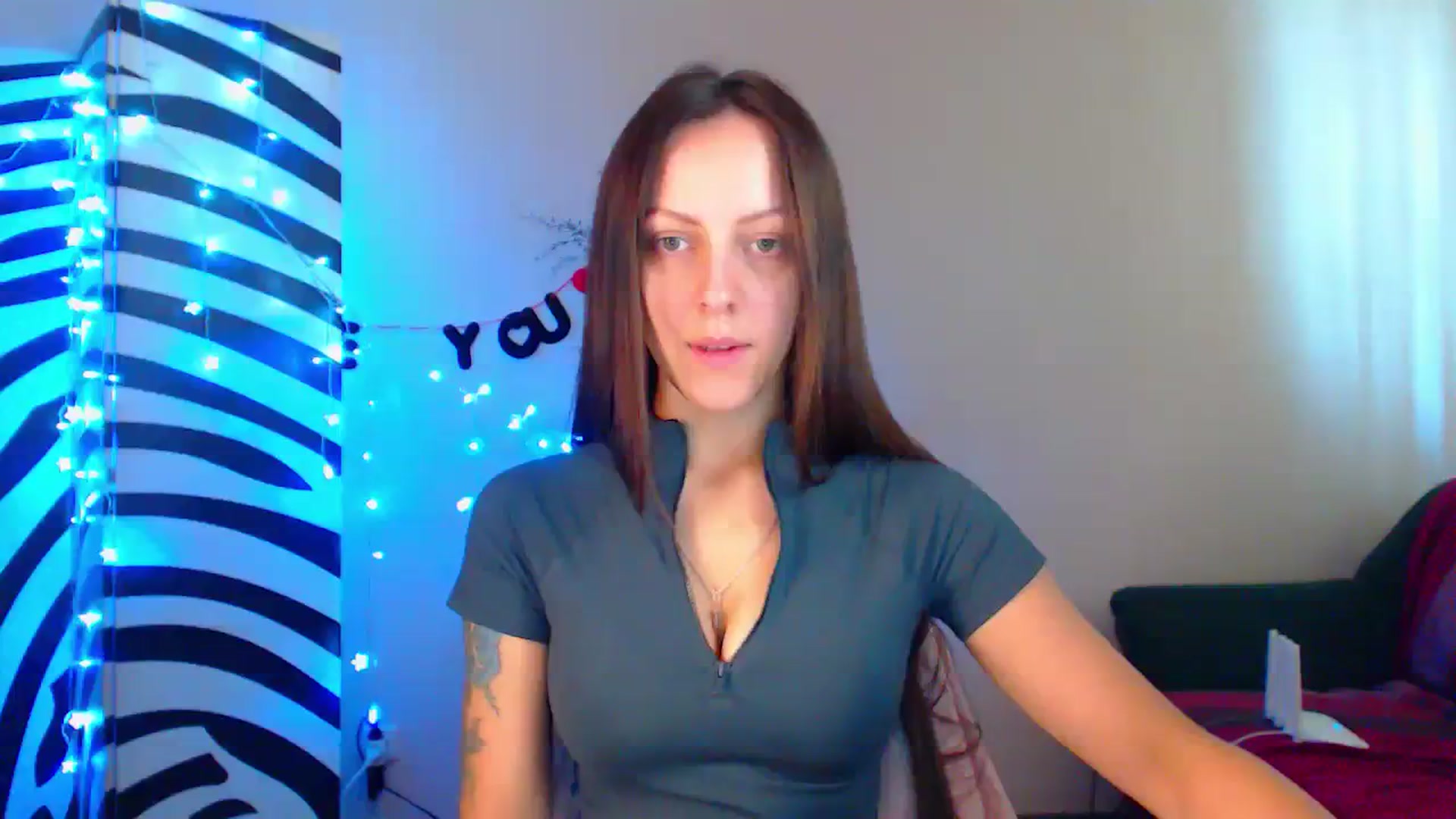 Gallery image thumbnail from Cos_Sexy's myfreecams stream on, 09/14/2023, 11:35 image 3 of 20