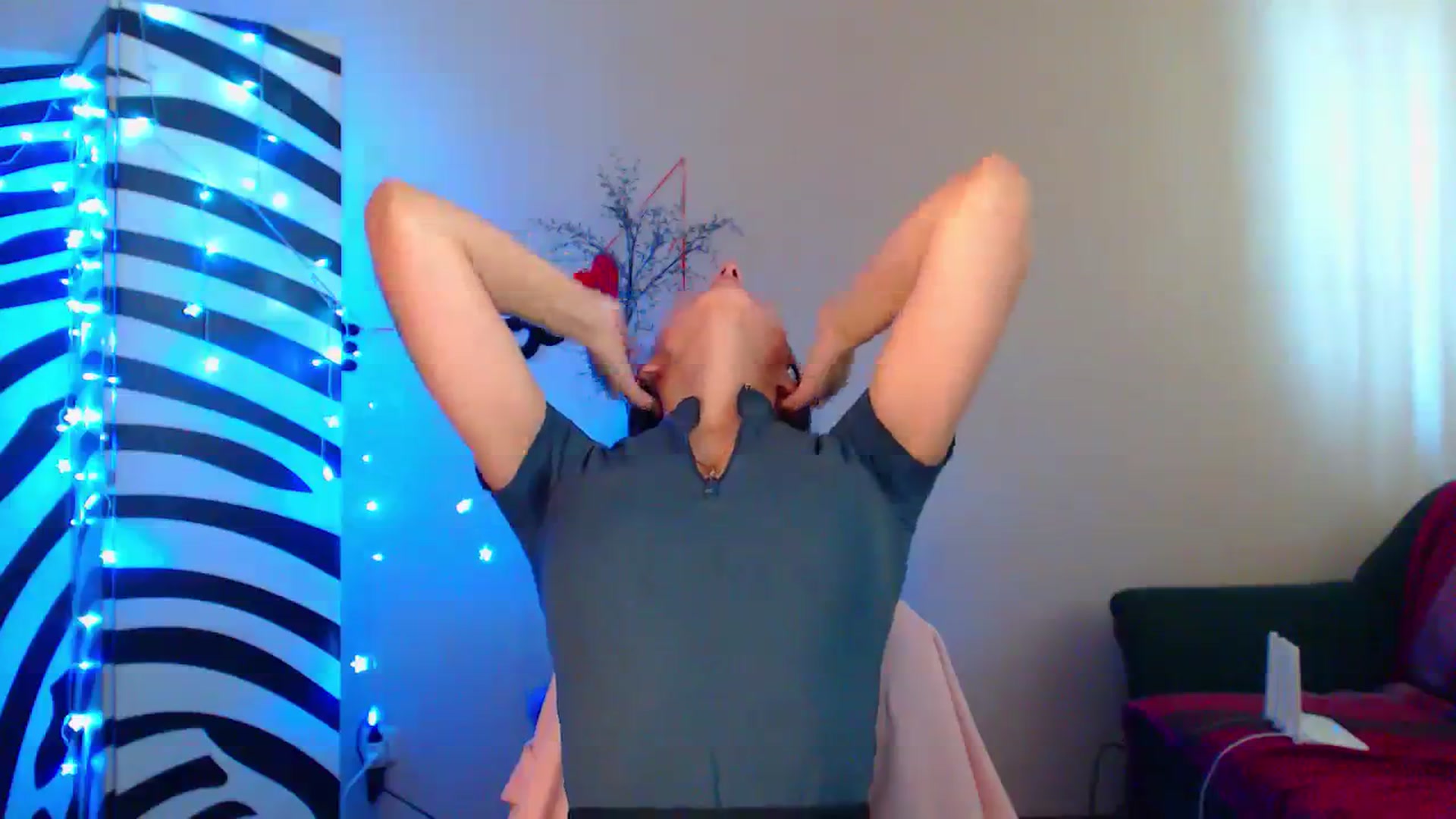 Gallery image thumbnail from Cos_Sexy's myfreecams stream on, 09/14/2023, 11:35 image 5 of 20