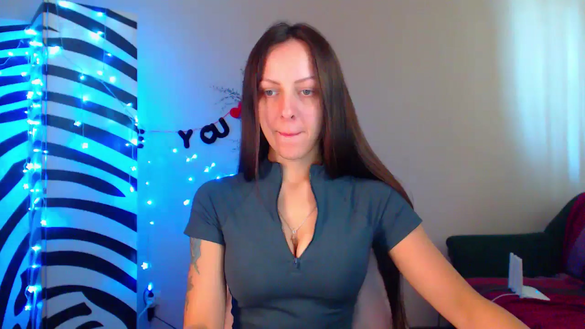 Gallery image thumbnail from Cos_Sexy's myfreecams stream on, 09/14/2023, 11:35 image 2 of 20
