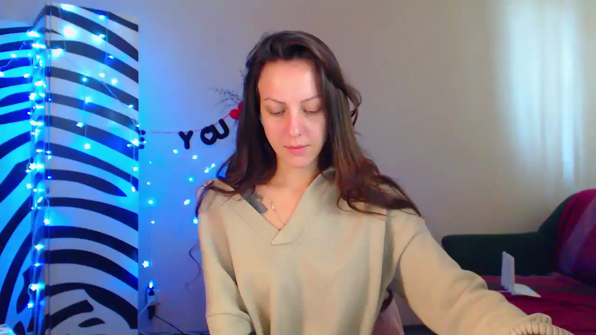 Gallery image thumbnail from Cos_Sexy's myfreecams stream on, 09/20/2023, 10:27 image 1 of 20