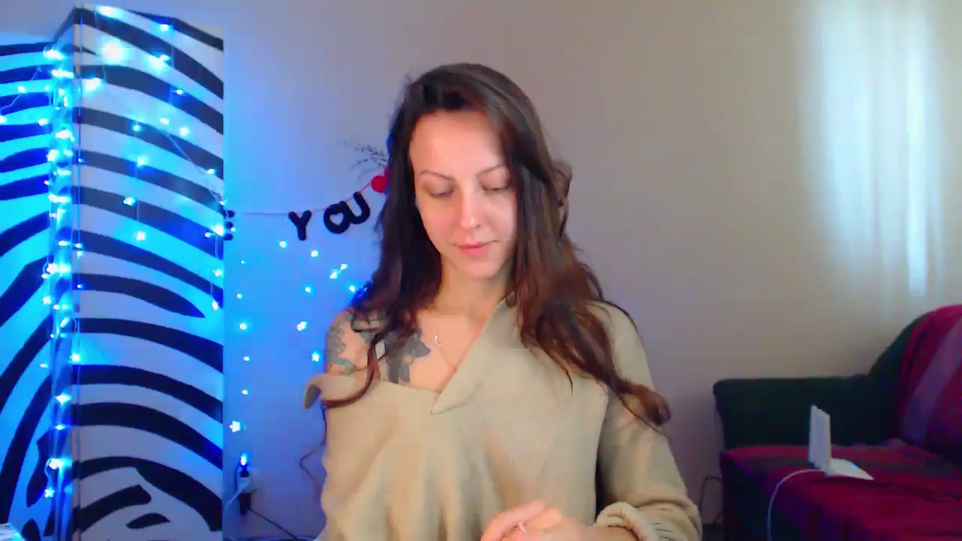 Gallery image thumbnail from Cos_Sexy's myfreecams stream on, 09/20/2023, 10:27 image 20 of 20
