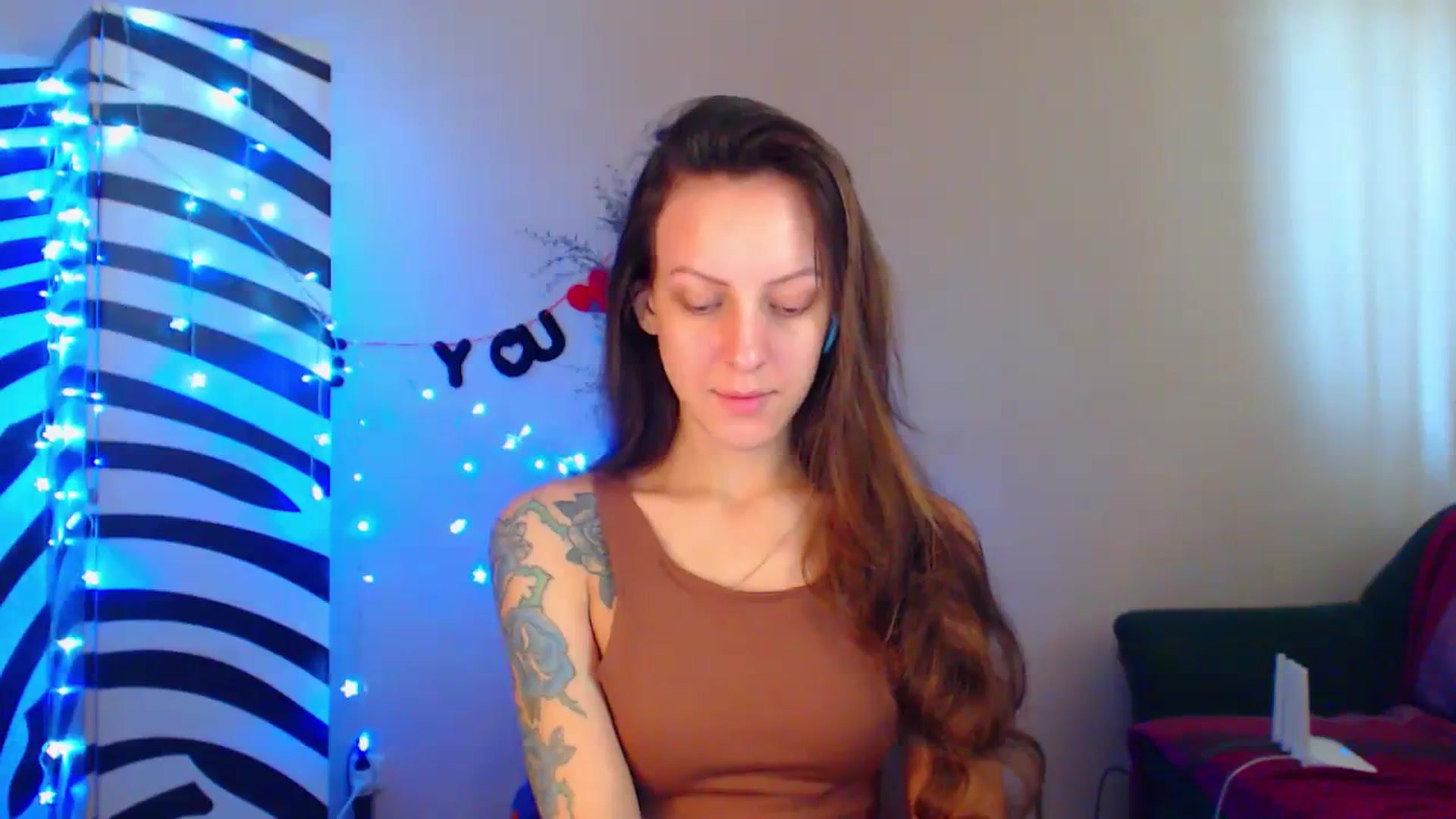 Gallery image thumbnail from Cos_Sexy's myfreecams stream on, 09/28/2023, 10:35 image 16 of 20
