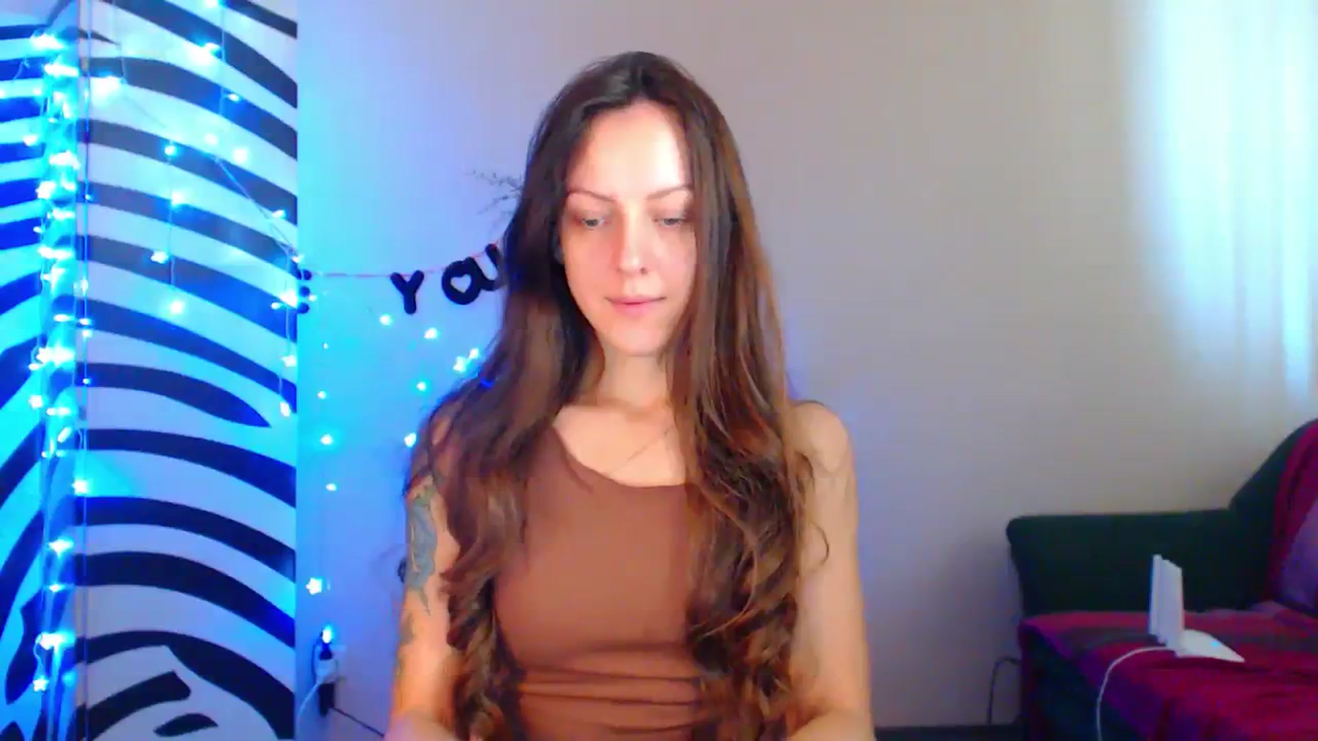 Gallery image thumbnail from Cos_Sexy's myfreecams stream on, 09/28/2023, 10:35 image 9 of 20