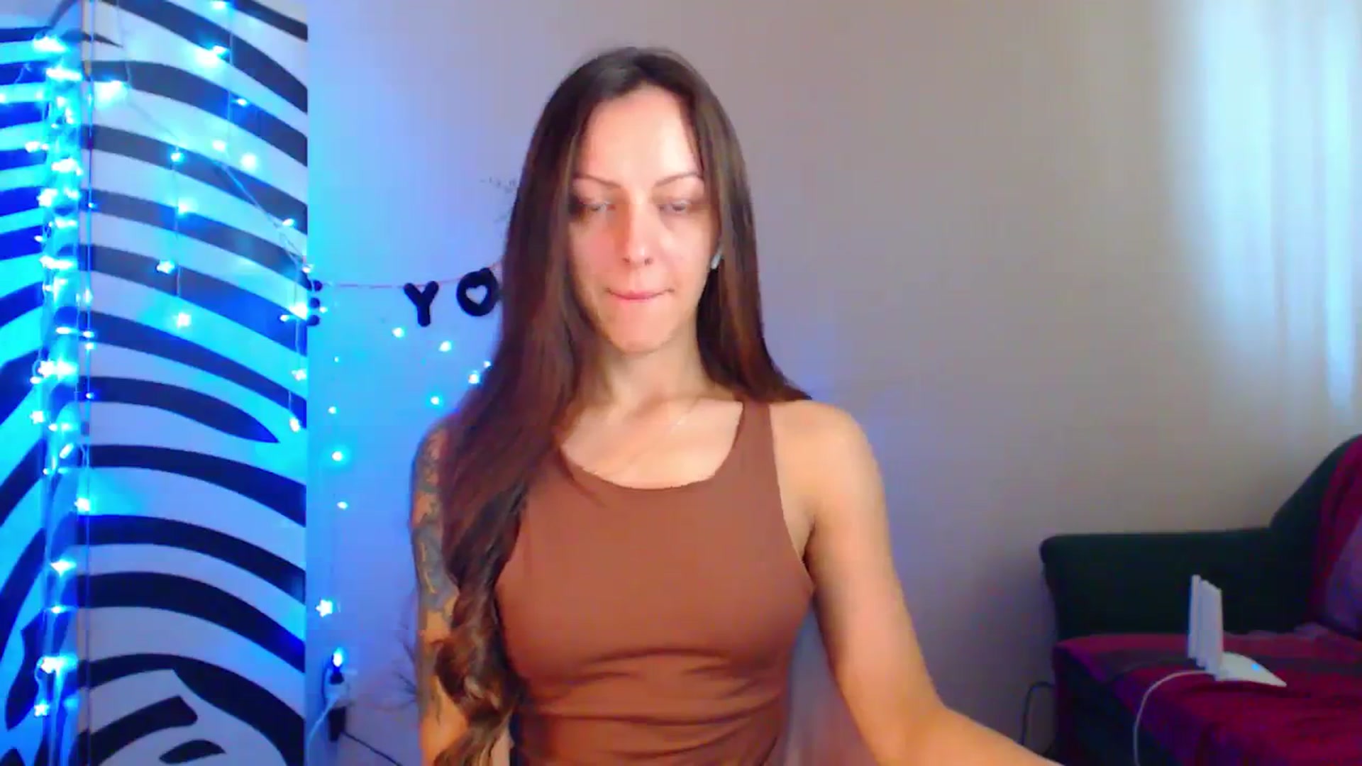 Gallery image thumbnail from Cos_Sexy's myfreecams stream on, 09/28/2023, 10:35 image 2 of 20