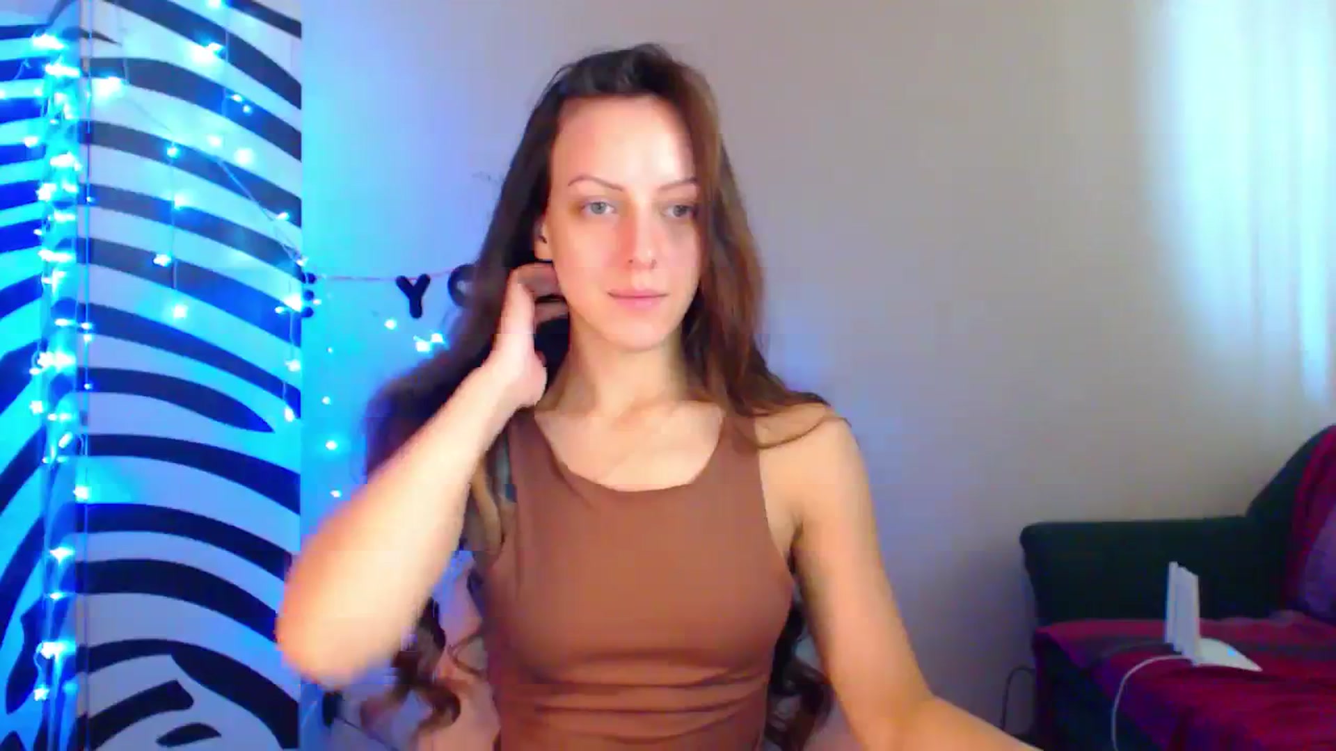 Gallery image thumbnail from Cos_Sexy's myfreecams stream on, 09/28/2023, 10:35 image 8 of 20