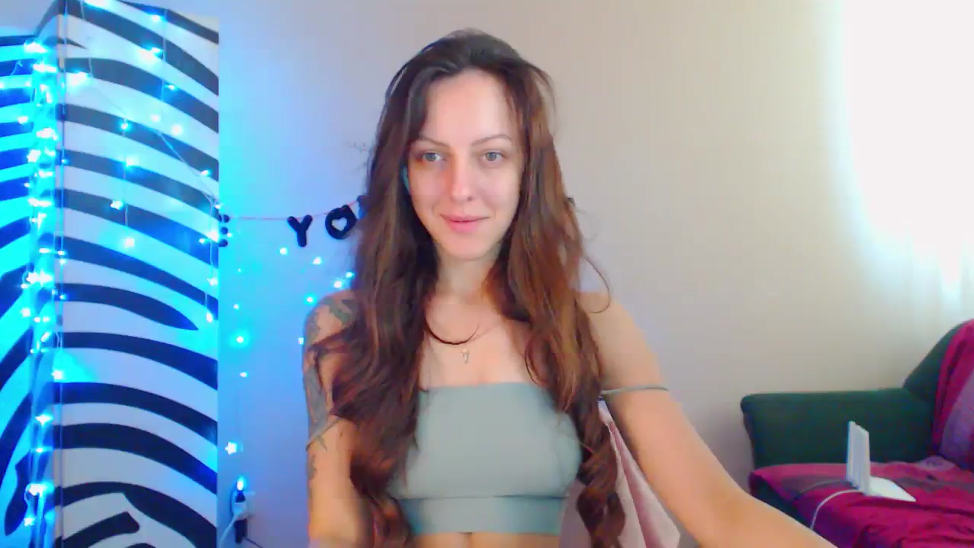Gallery image thumbnail from Cos_Sexy's myfreecams stream on, 09/29/2023, 12:04 image 17 of 20