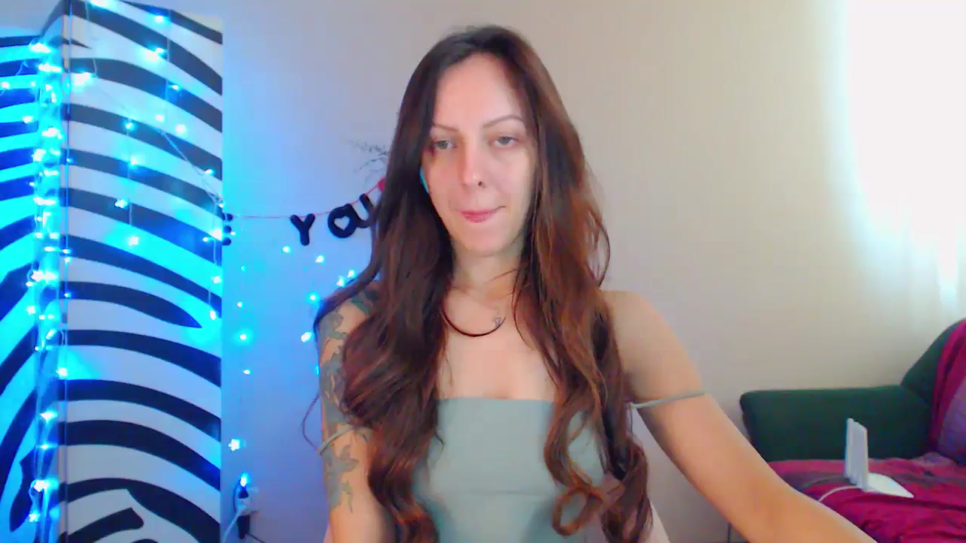 Gallery image thumbnail from Cos_Sexy's myfreecams stream on, 09/29/2023, 12:04 image 19 of 20