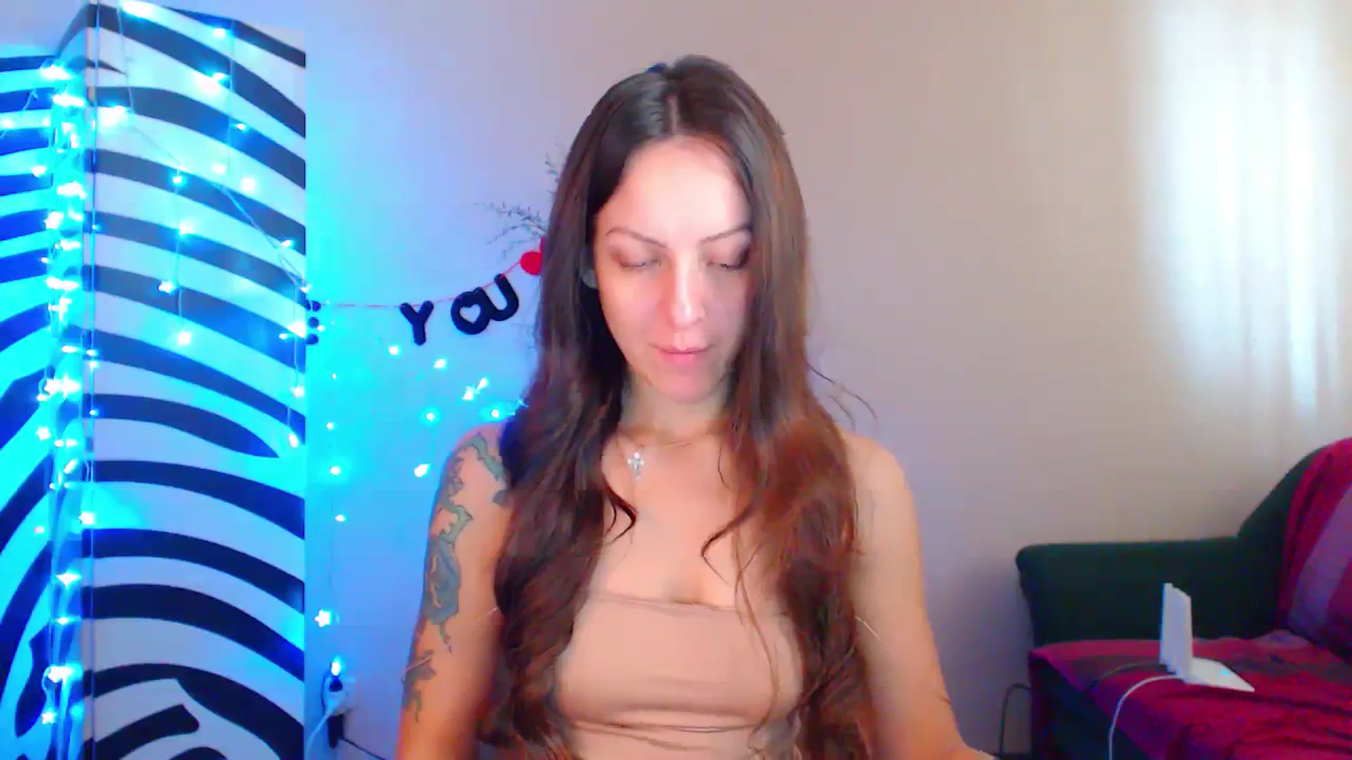Gallery image thumbnail from Cos_Sexy's myfreecams stream on, 10/02/2023, 10:21 image 6 of 20