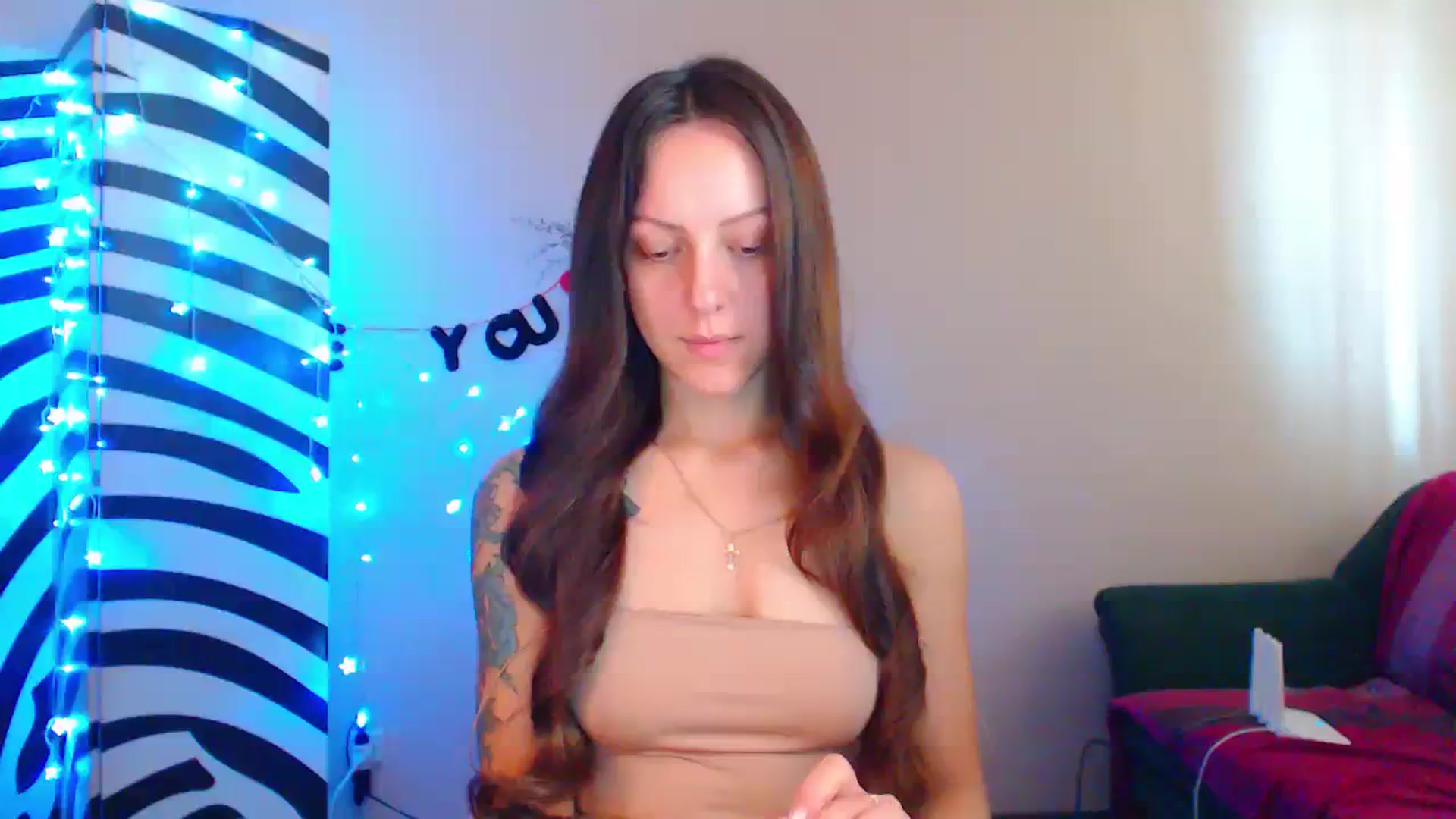 Gallery image thumbnail from Cos_Sexy's myfreecams stream on, 10/02/2023, 10:21 image 11 of 20