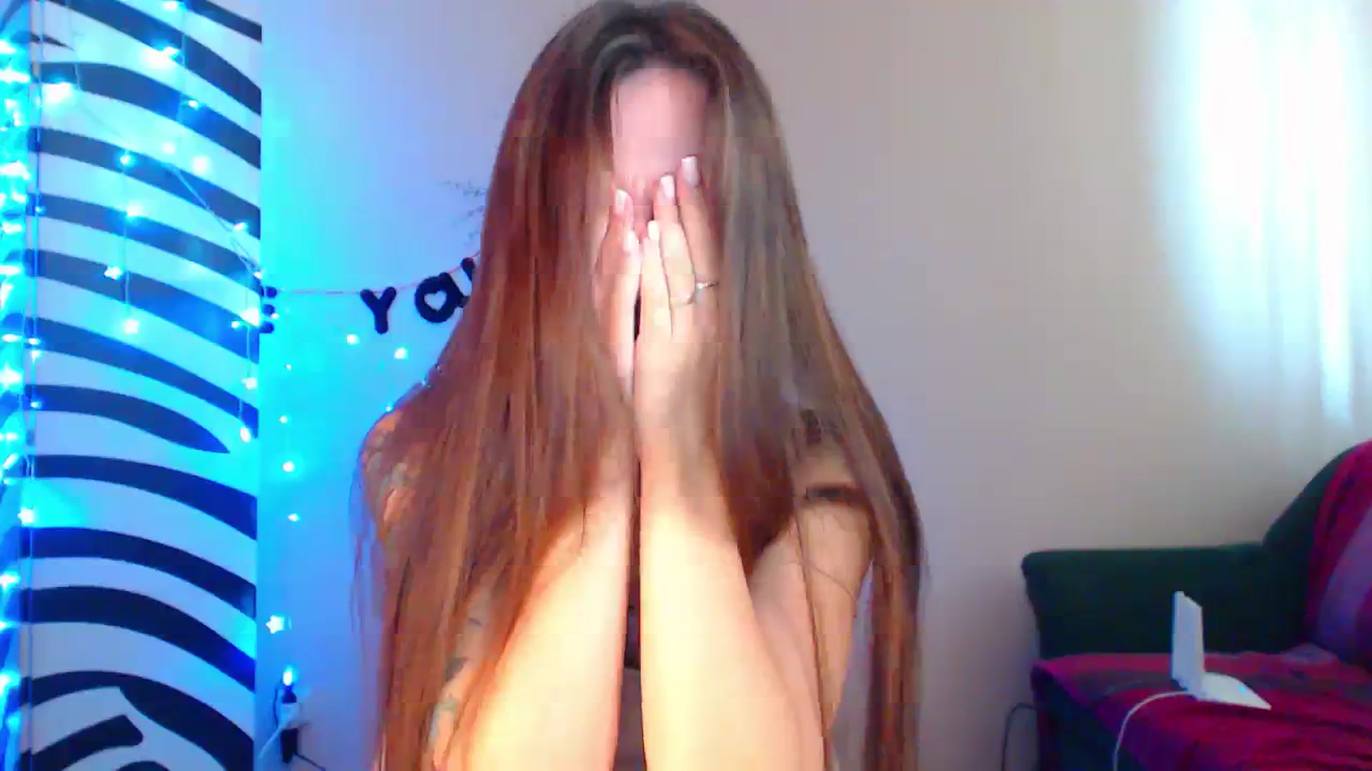 Gallery image thumbnail from Cos_Sexy's myfreecams stream on, 10/03/2023, 10:12 image 15 of 20