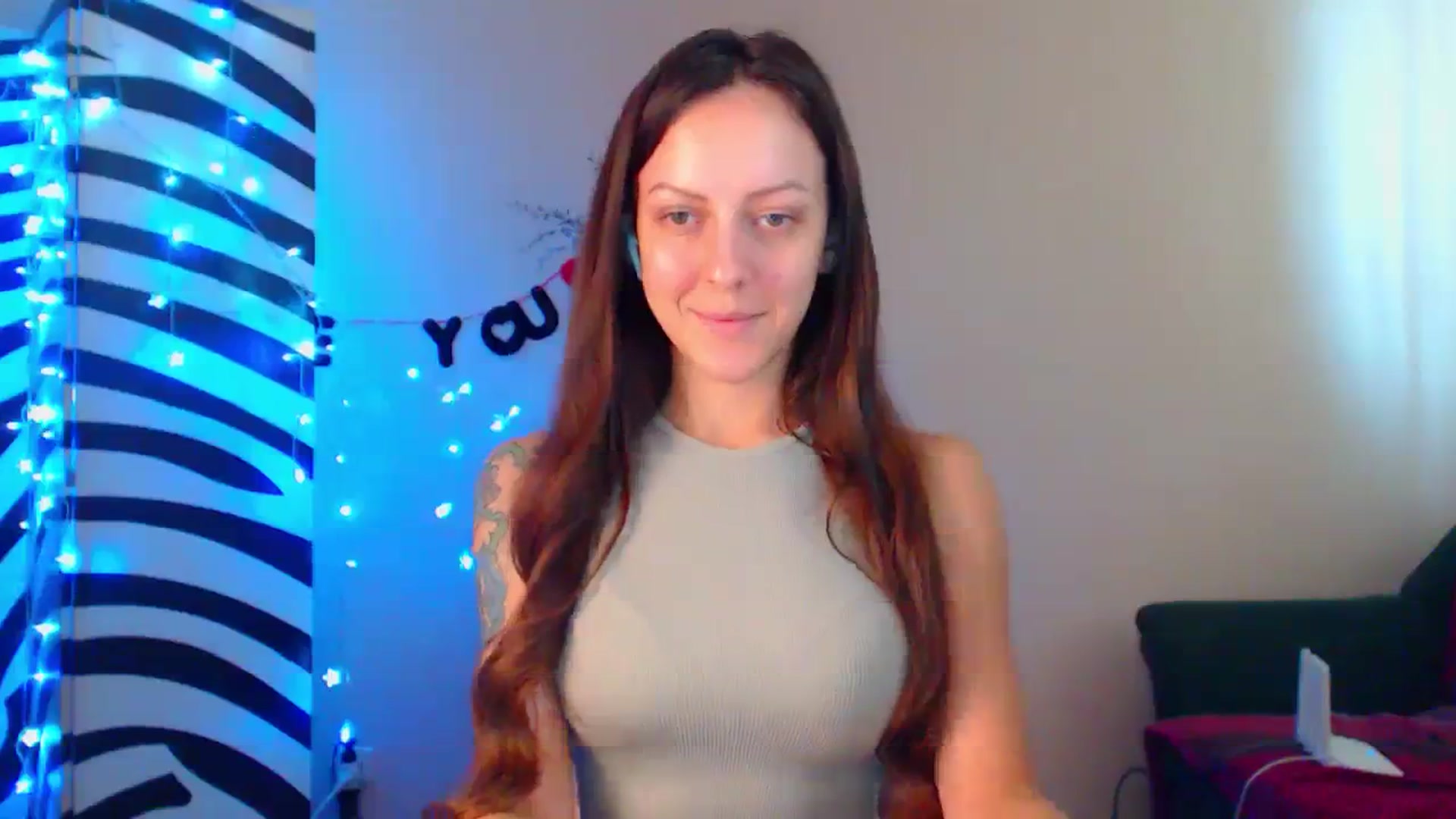 Gallery image thumbnail from Cos_Sexy's myfreecams stream on, 10/06/2023, 11:42 image 3 of 20