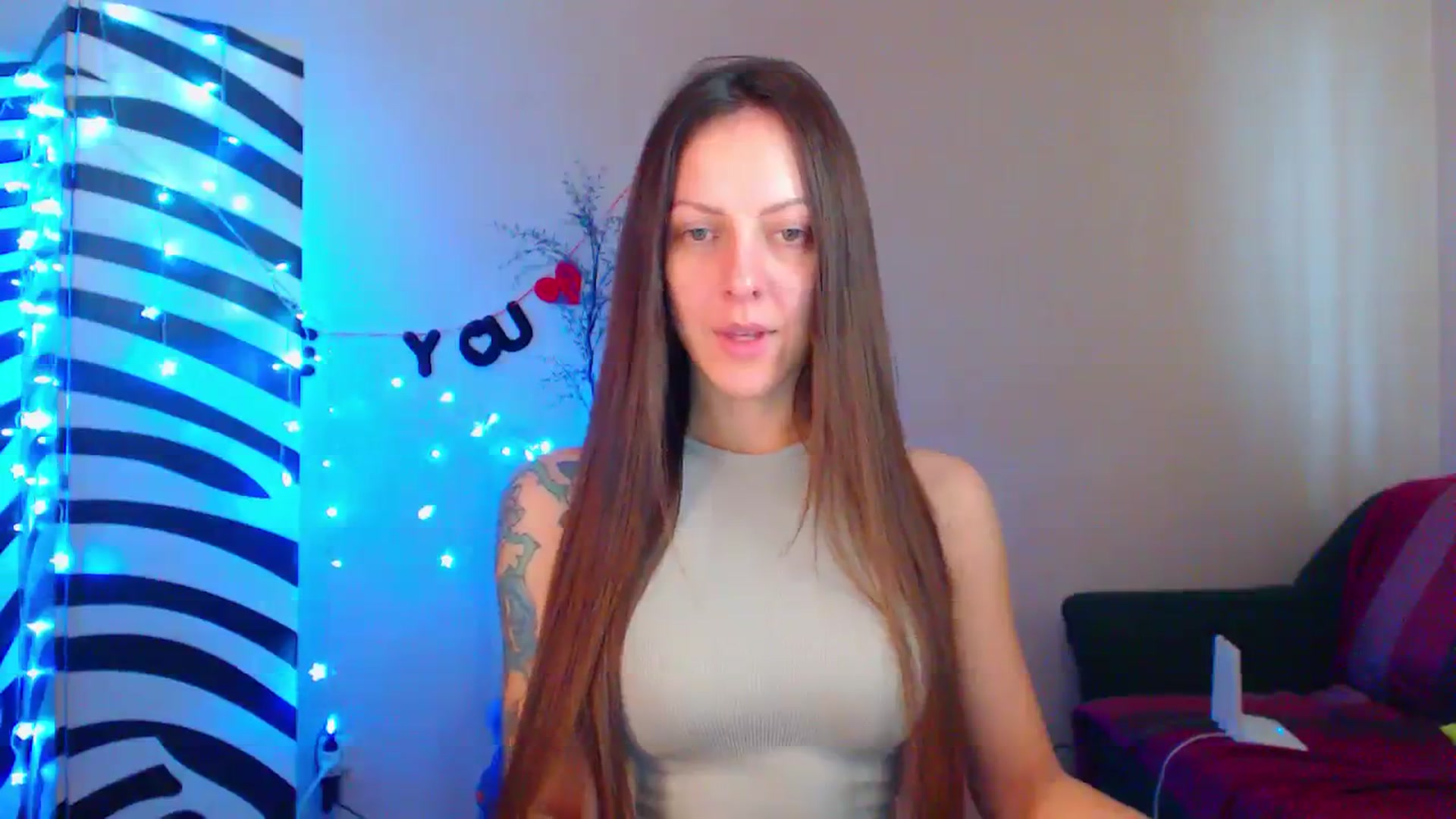 Gallery image thumbnail from Cos_Sexy's myfreecams stream on, 10/08/2023, 10:51 image 5 of 20