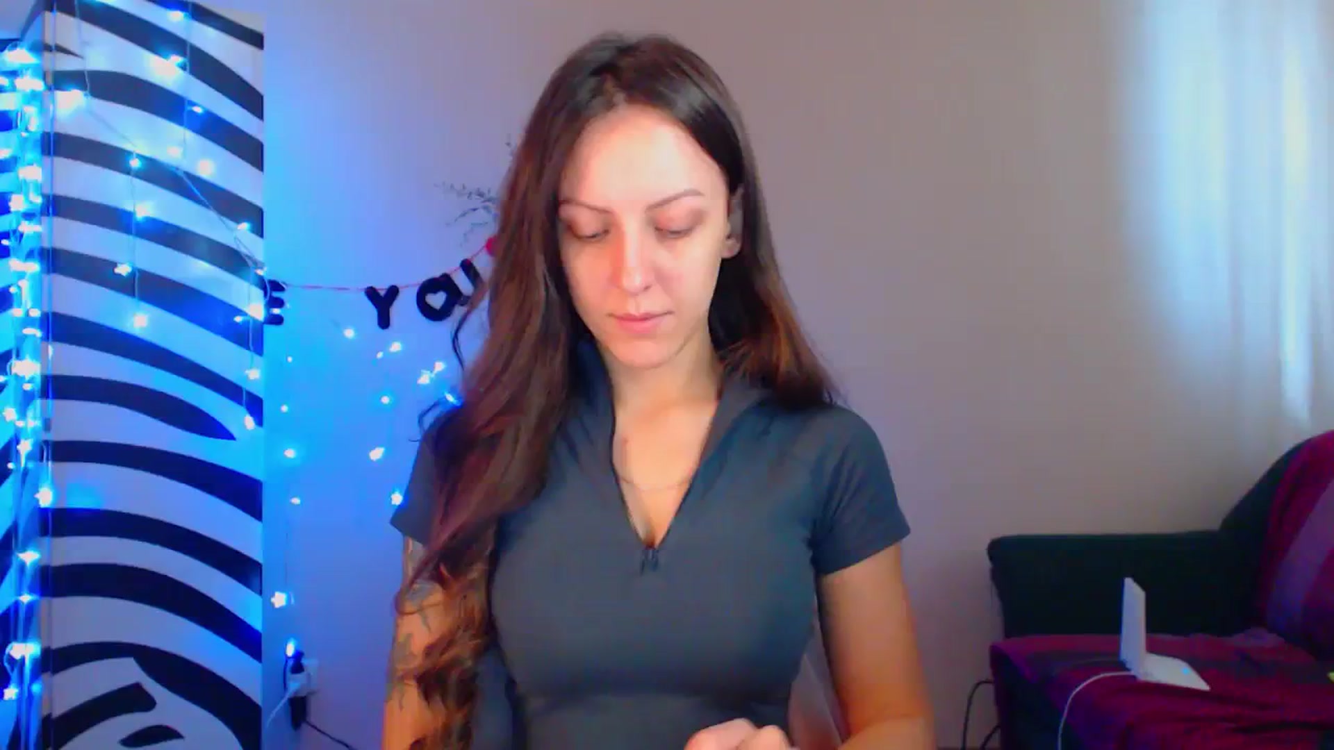 Gallery image thumbnail from Cos_Sexy's myfreecams stream on, 10/10/2023, 11:55 image 2 of 20