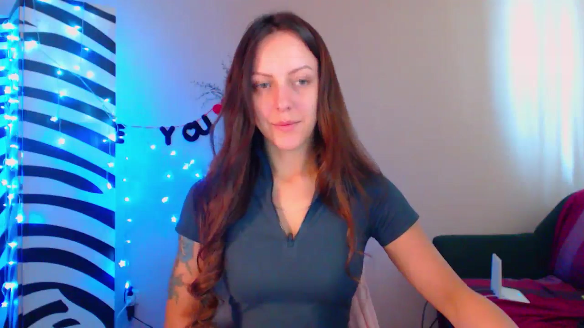 Gallery image thumbnail from Cos_Sexy's myfreecams stream on, 10/10/2023, 11:55 image 6 of 20