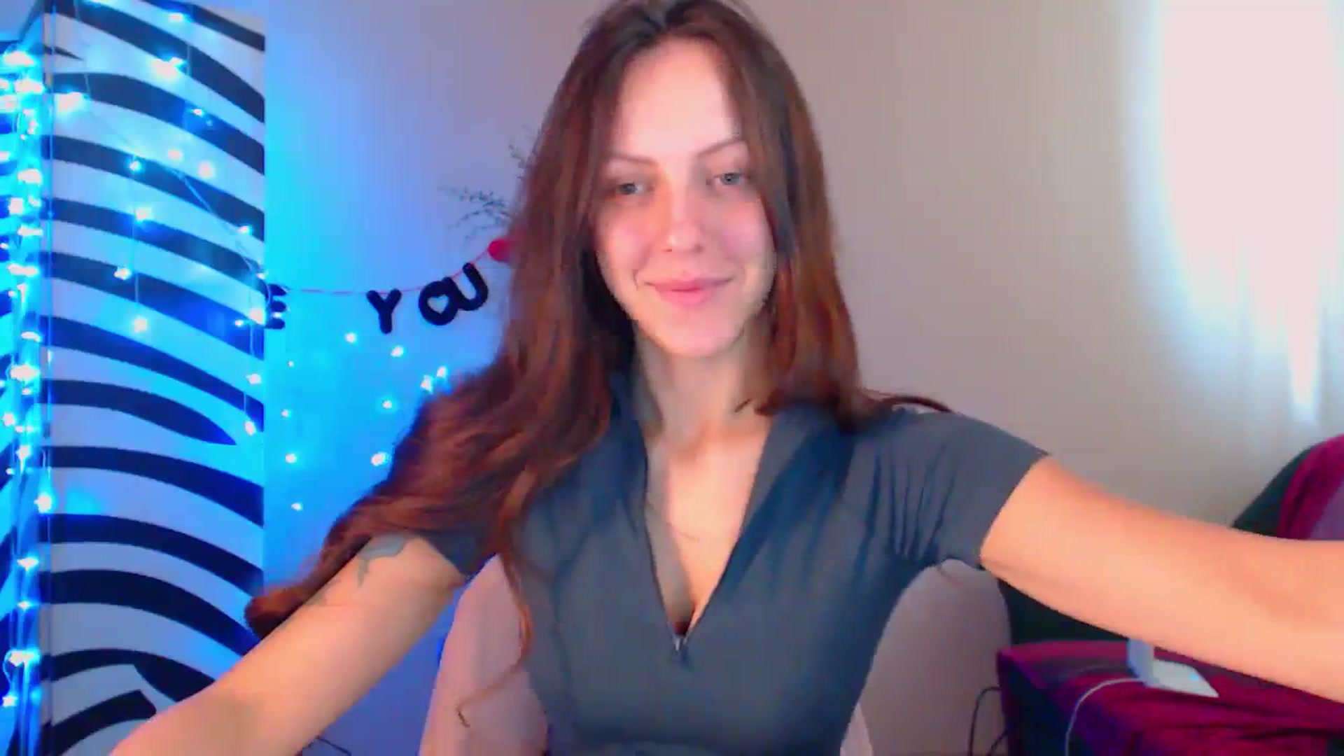 Gallery image thumbnail from Cos_Sexy's myfreecams stream on, 10/10/2023, 11:55 image 11 of 20