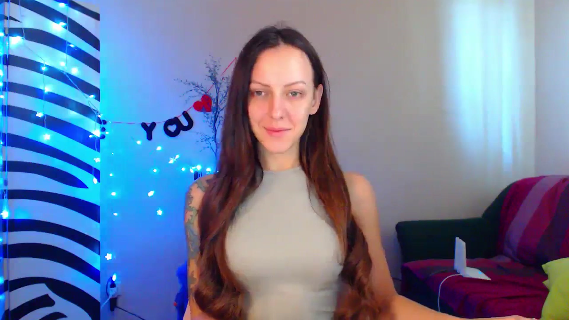 Gallery image thumbnail from Cos_Sexy's myfreecams stream on, 10/12/2023, 10:02 image 17 of 20