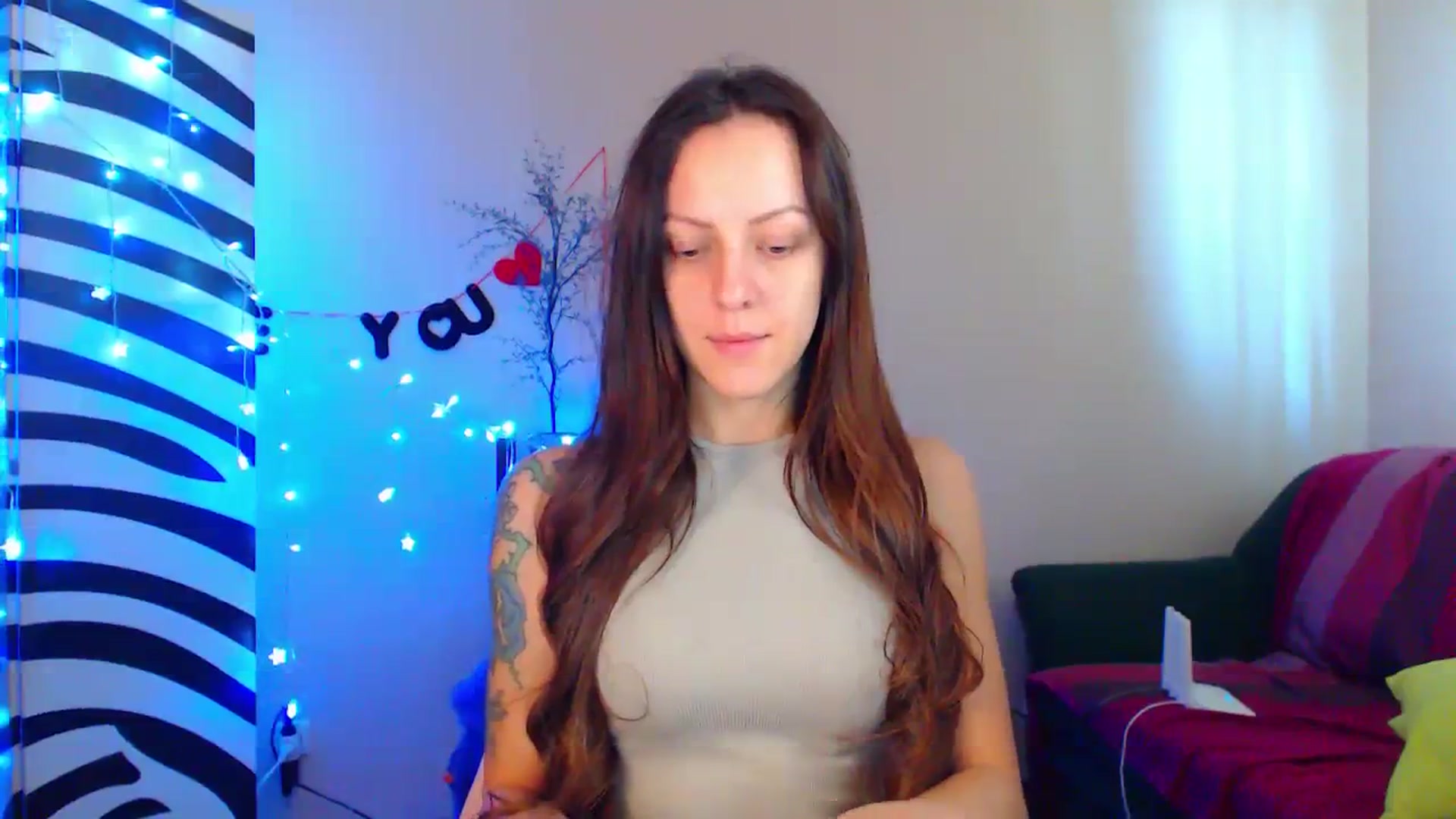 Gallery image thumbnail from Cos_Sexy's myfreecams stream on, 10/12/2023, 10:02 image 10 of 20