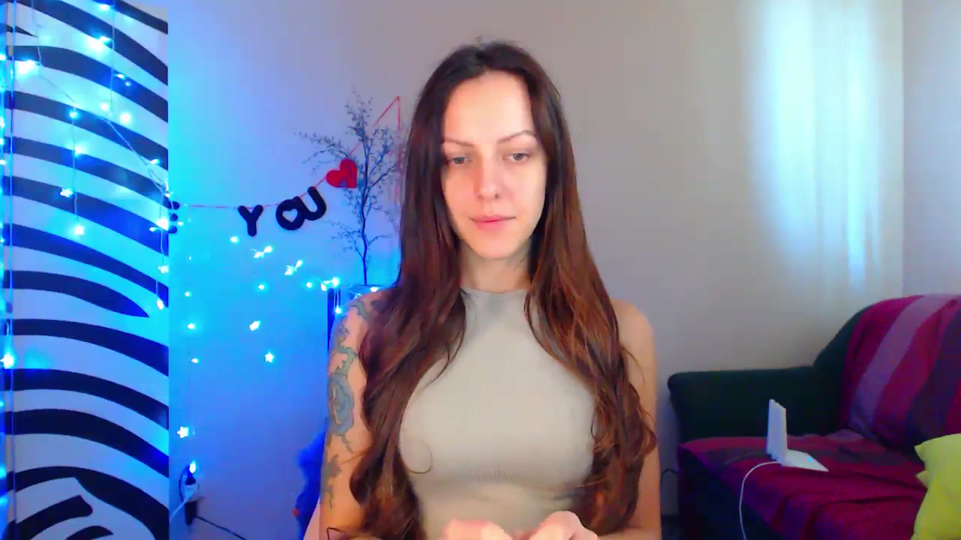 Gallery image thumbnail from Cos_Sexy's myfreecams stream on, 10/12/2023, 10:02 image 9 of 20