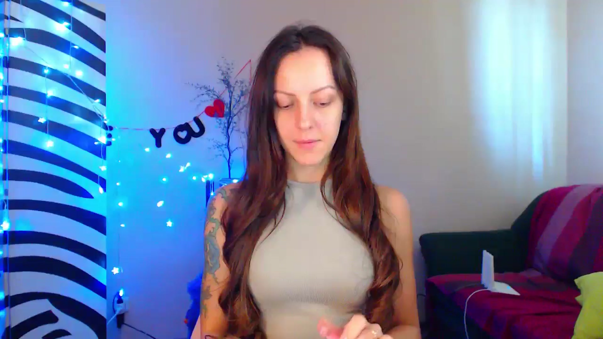 Gallery image thumbnail from Cos_Sexy's myfreecams stream on, 10/12/2023, 10:02 image 3 of 20