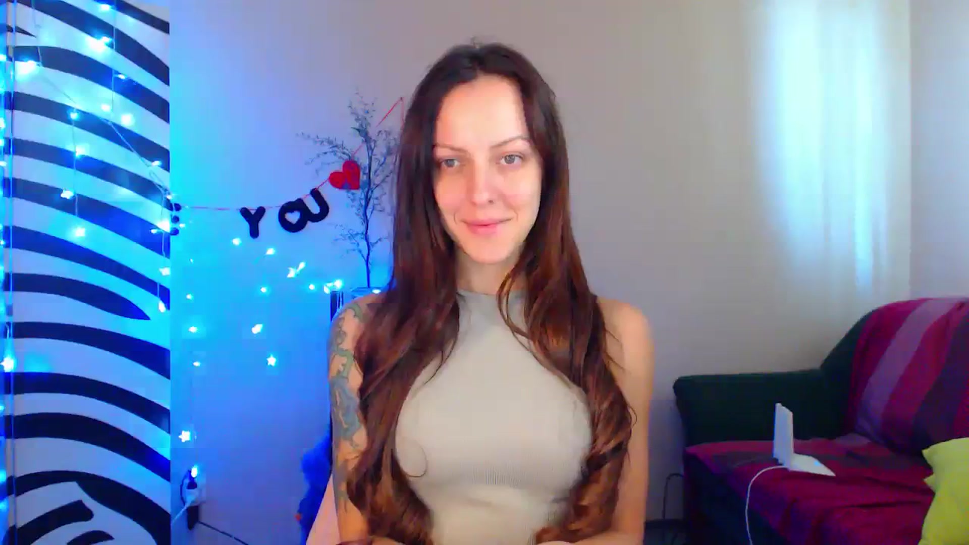 Gallery image thumbnail from Cos_Sexy's myfreecams stream on, 10/12/2023, 10:02 image 8 of 20