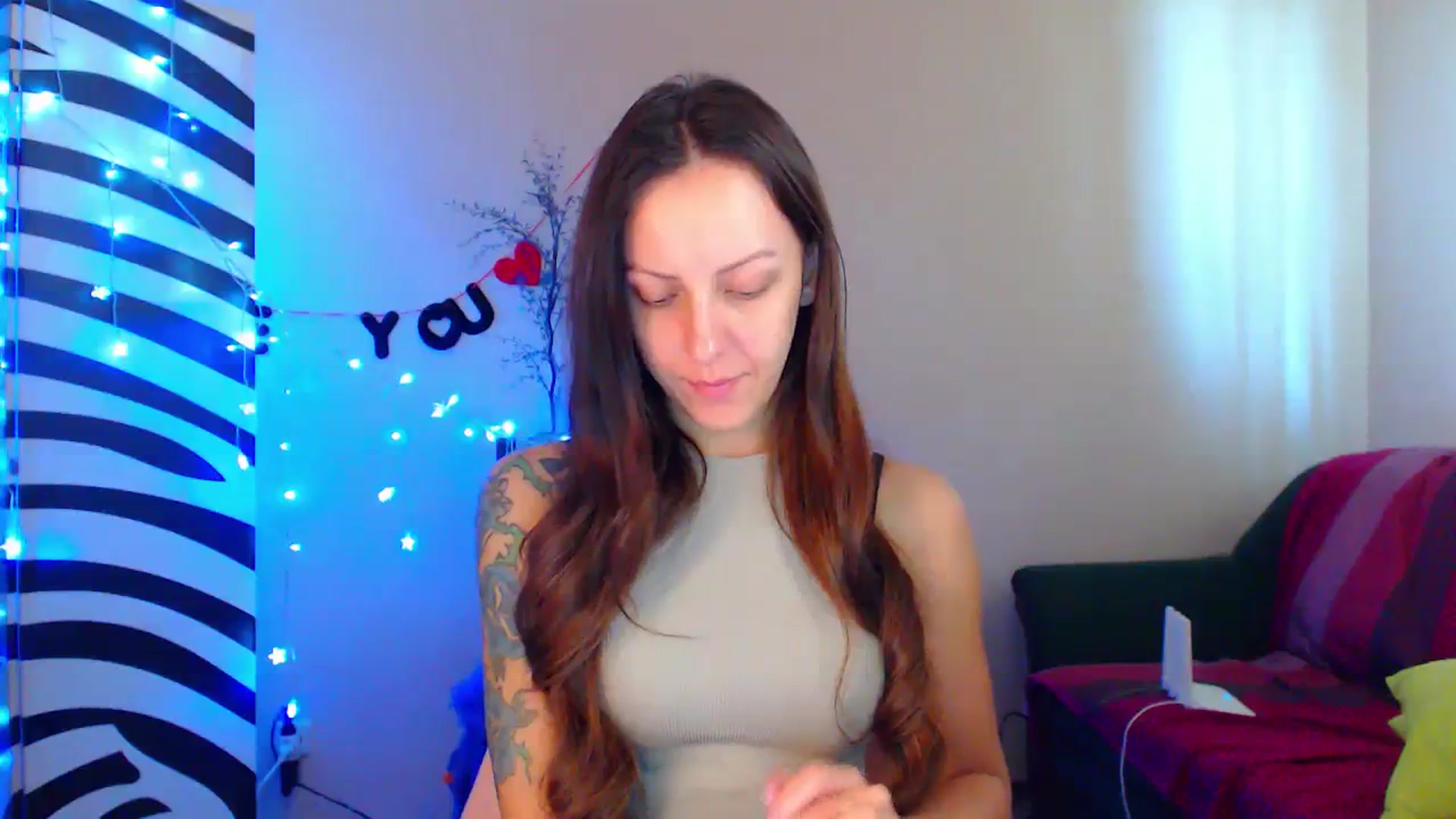 Gallery image thumbnail from Cos_Sexy's myfreecams stream on, 10/12/2023, 10:23 image 15 of 20