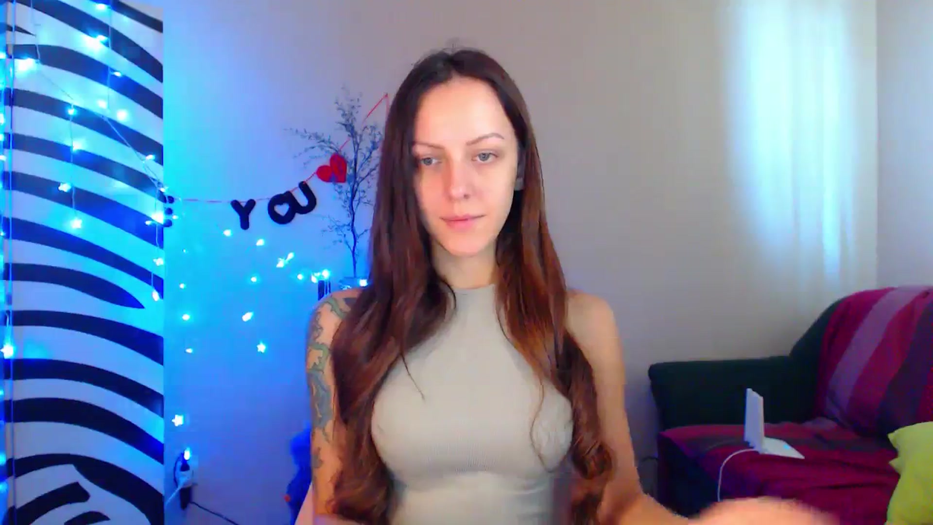 Gallery image thumbnail from Cos_Sexy's myfreecams stream on, 10/12/2023, 10:23 image 18 of 20