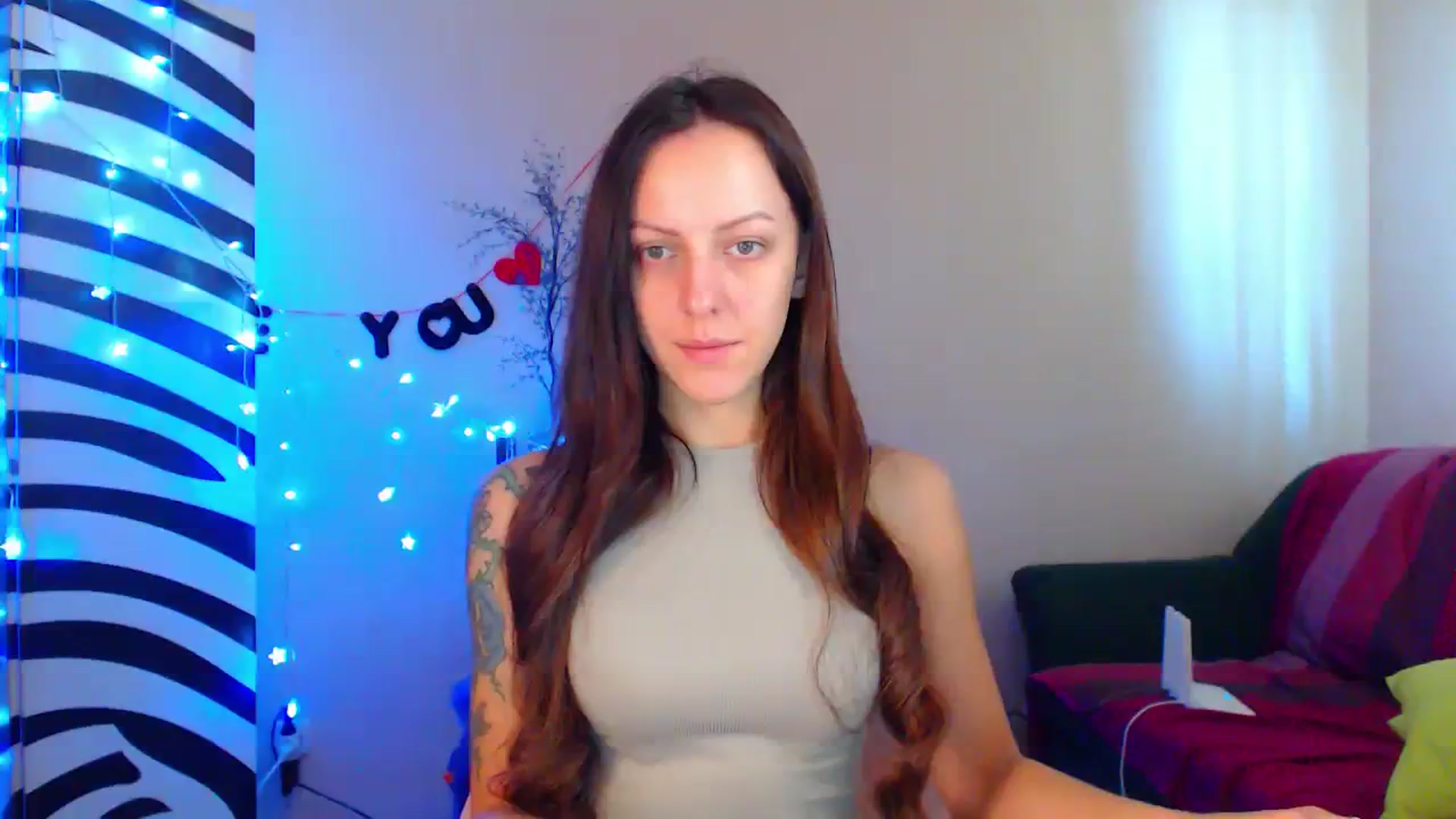 Gallery image thumbnail from Cos_Sexy's myfreecams stream on, 10/12/2023, 10:23 image 17 of 20
