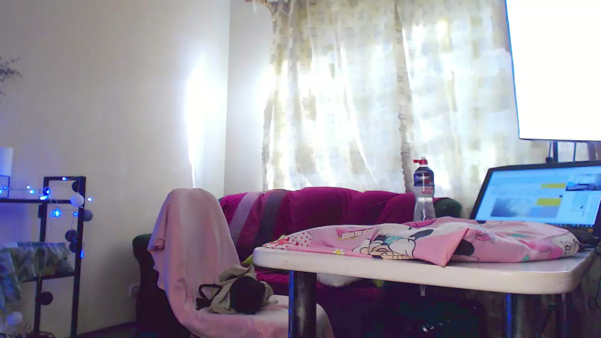 Gallery image thumbnail from Cos_Sexy's myfreecams stream on, 10/15/2023, 13:36 image 5 of 20