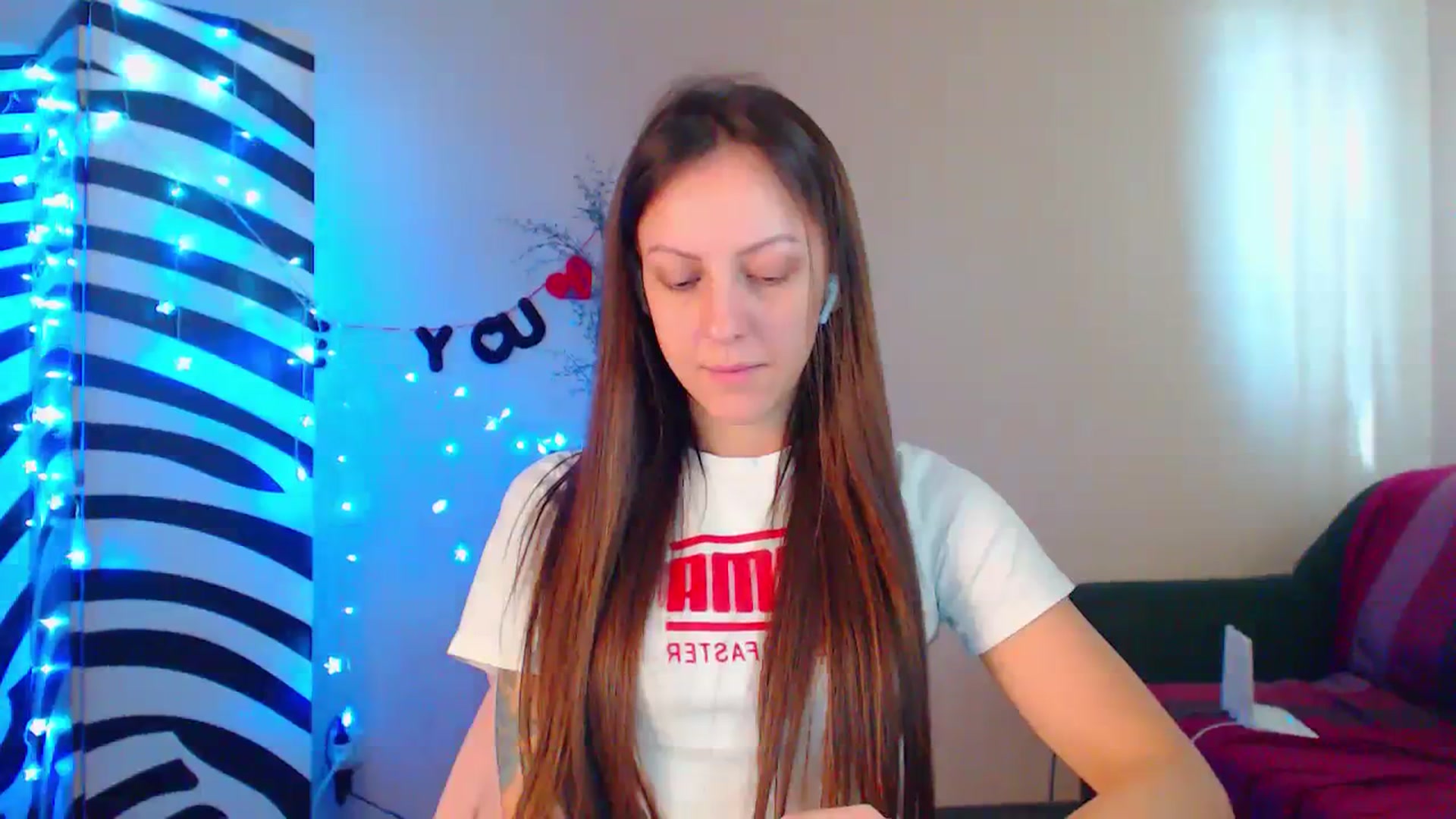 Gallery image thumbnail from Cos_Sexy's myfreecams stream on, 10/17/2023, 12:43 image 8 of 20