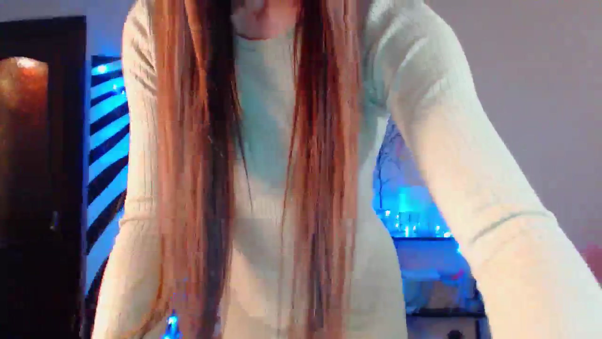 Gallery image thumbnail from Cos_Sexy's myfreecams stream on, 10/18/2023, 10:57 image 3 of 20