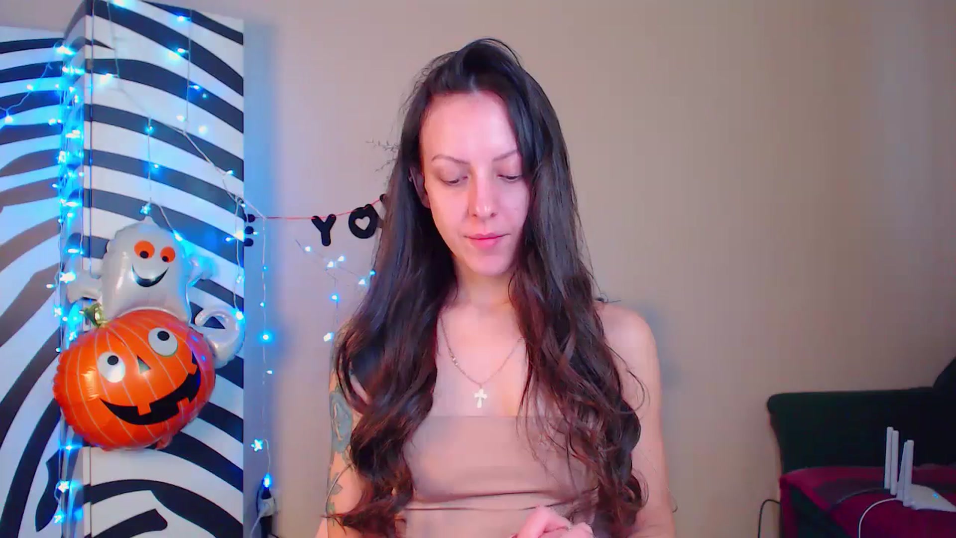 Gallery image thumbnail from Cos_Sexy's myfreecams stream on, 11/22/2023, 12:18 image 12 of 20
