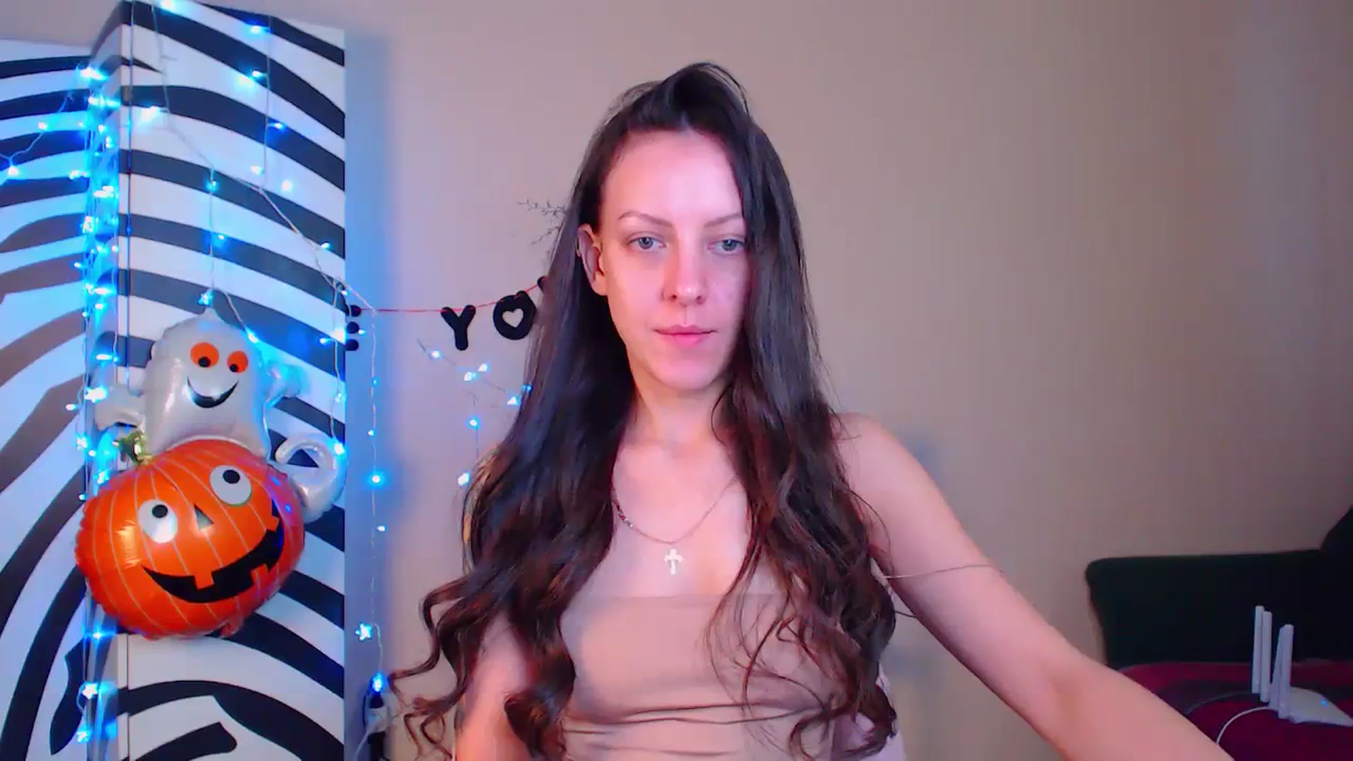 Gallery image thumbnail from Cos_Sexy's myfreecams stream on, 11/22/2023, 12:18 image 19 of 20